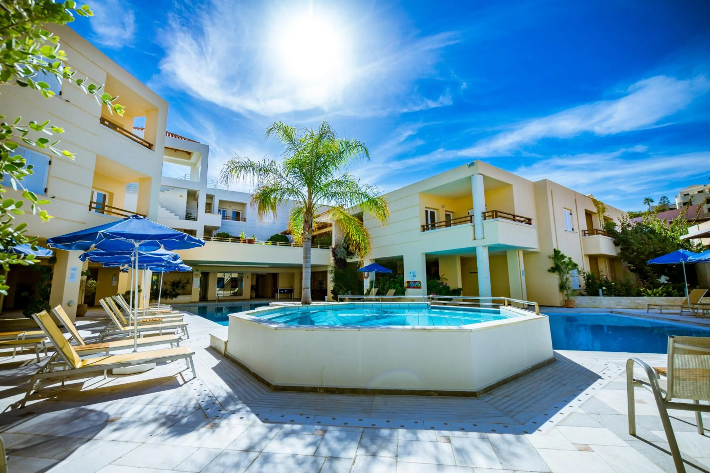 Swimming pool in Anais Collection Hotels & Suites