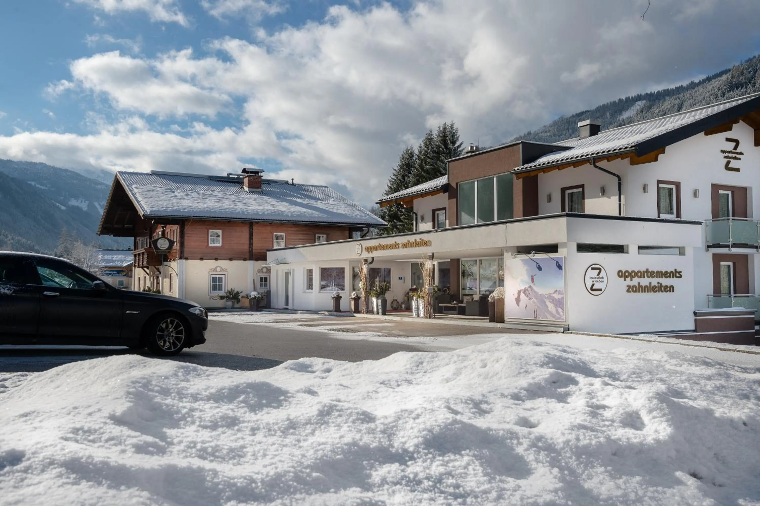 Property building in Appartements Zahnleiten