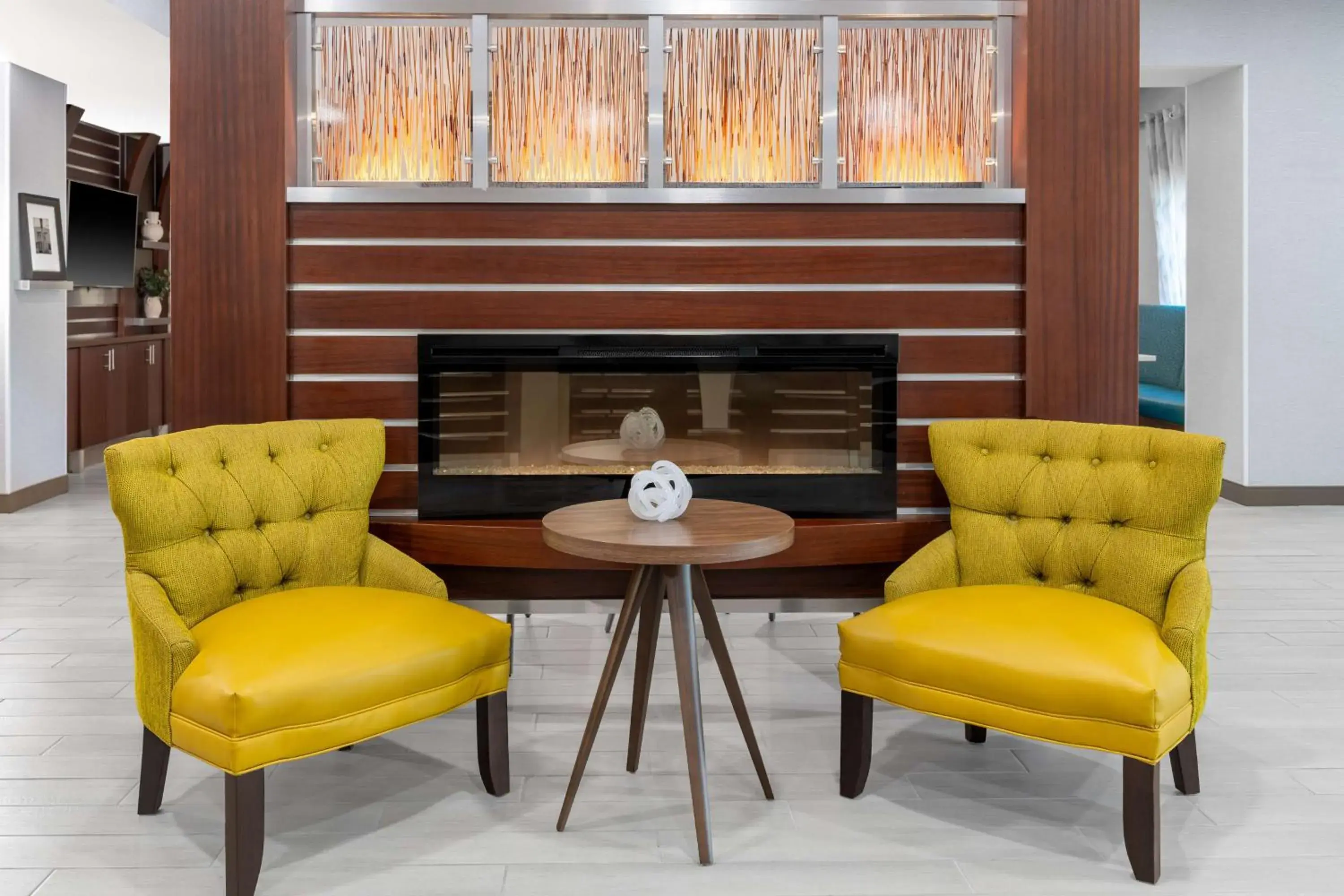 Lobby or reception in Hampton Inn & Suites Sacramento-Auburn Boulevard Lobby or reception in Hampton Inn & Suites Sacramento-Auburn Boulevard