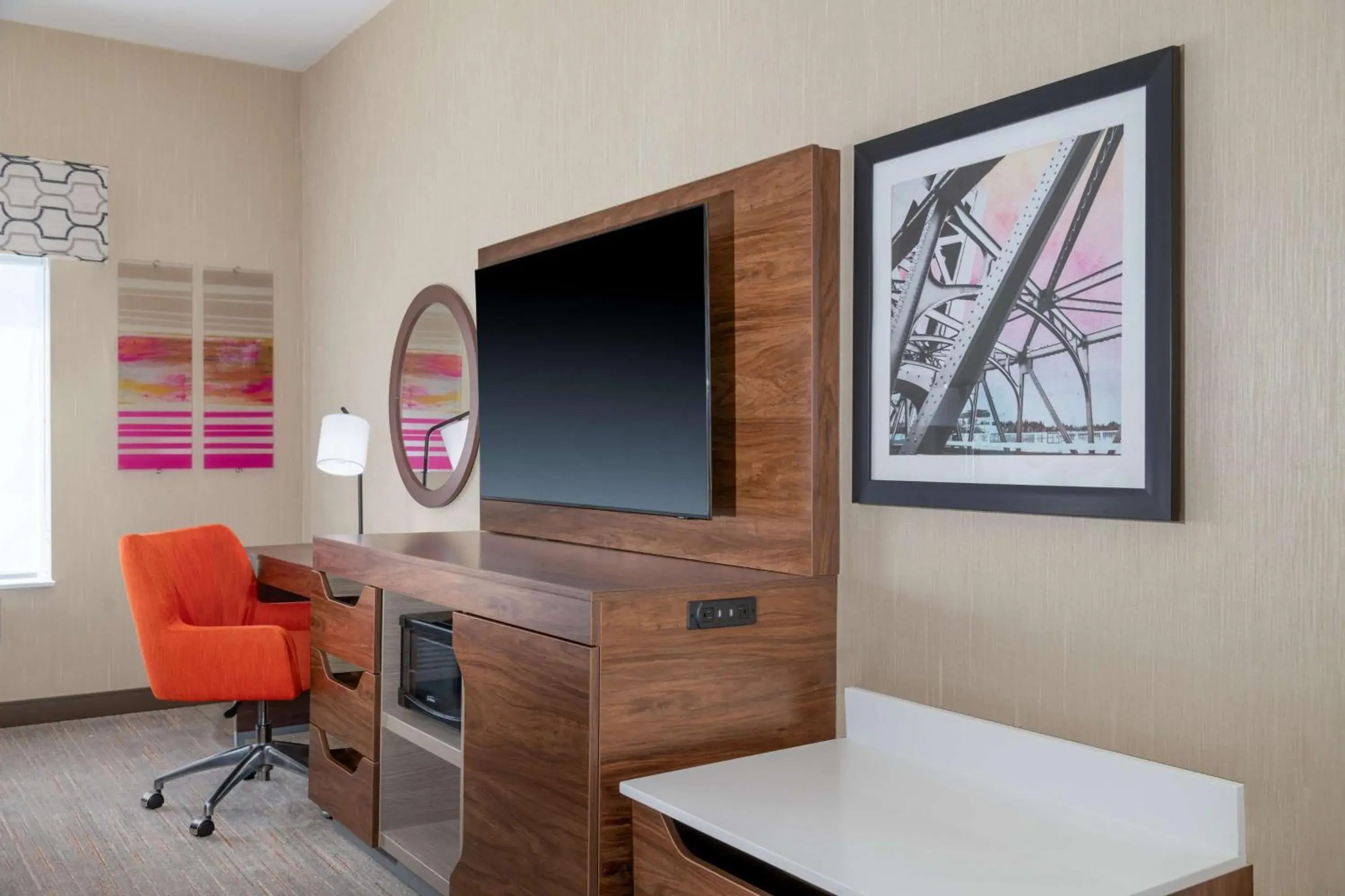 King Room - Hearing Access/Non-Smoking in Hampton Inn & Suites Sacramento-Auburn Boulevard King Room - Hearing Access/Non-Smoking in Hampton Inn & Suites Sacramento-Auburn Boulevard