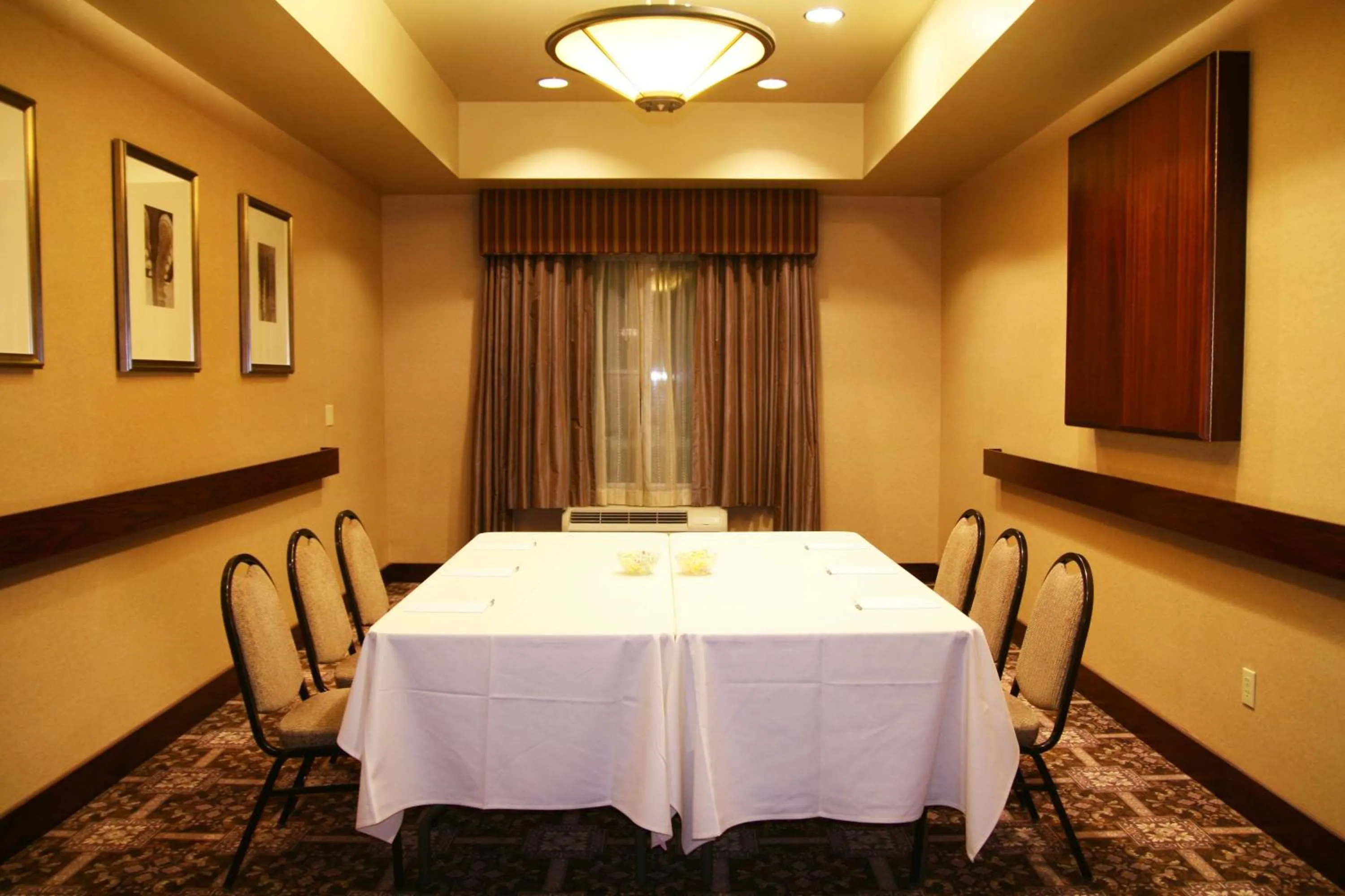 Meeting/conference room in Hampton Inn & Suites Sacramento-Airport-Natomas