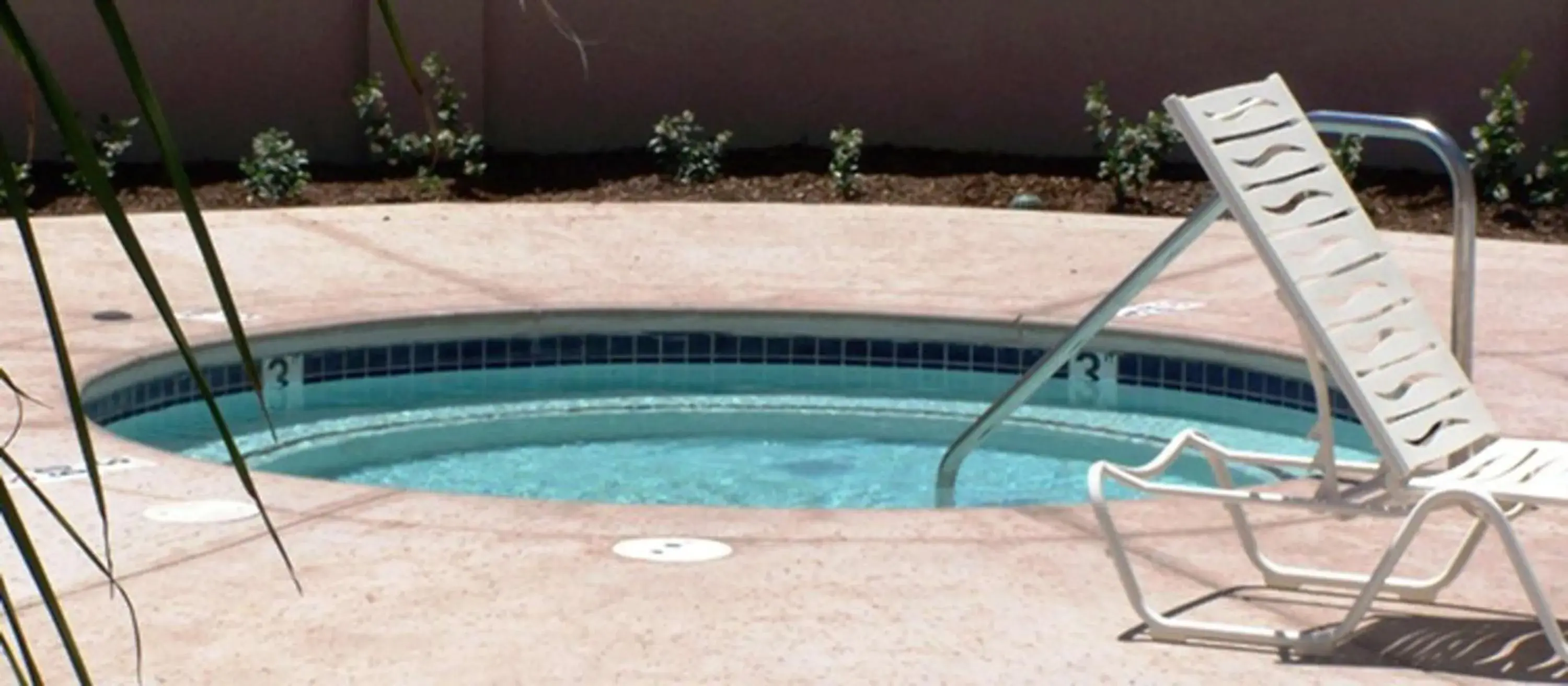 Pool view in Hampton Inn & Suites Sacramento-Airport-Natomas Pool view in Hampton Inn & Suites Sacramento-Airport-Natomas