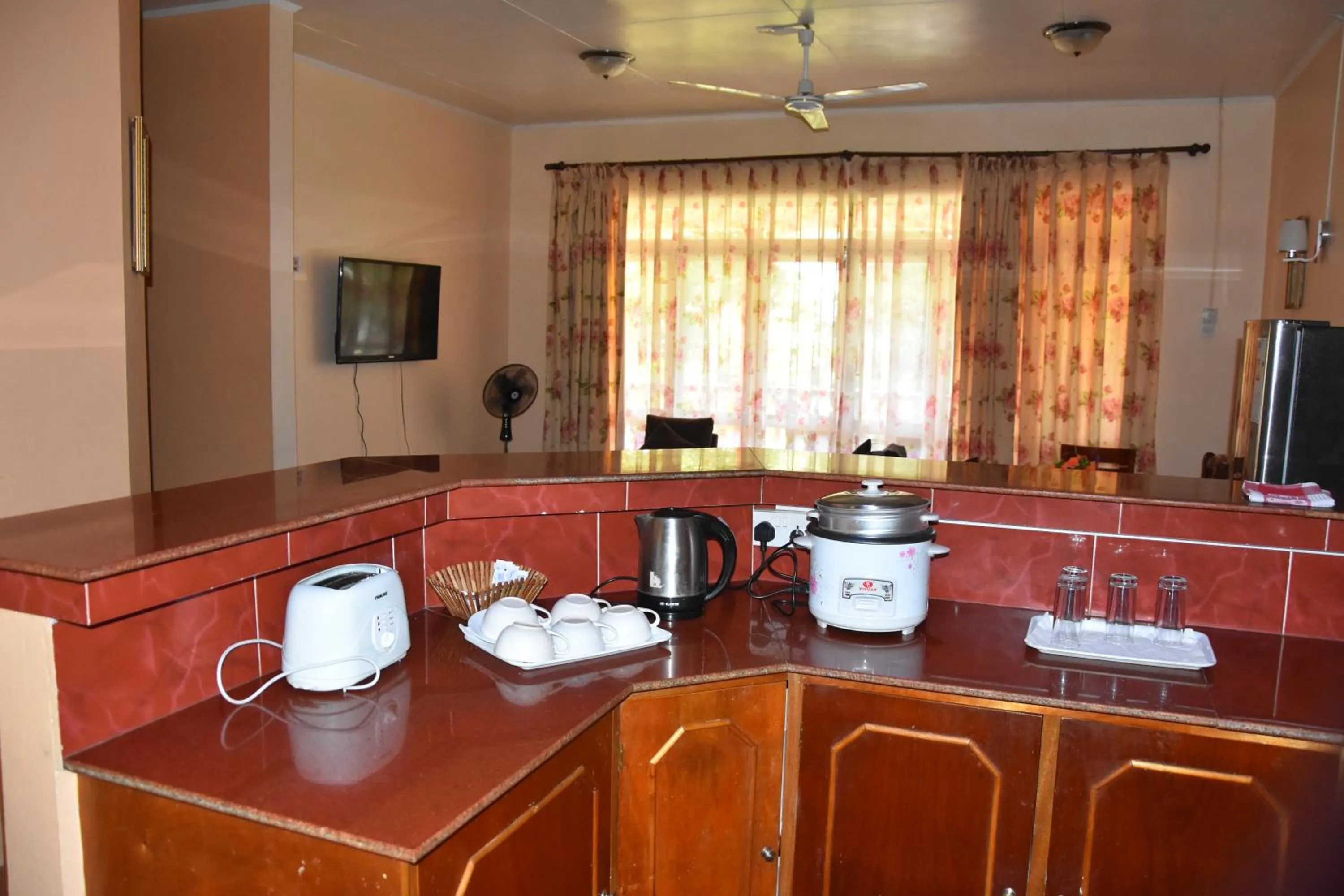 Coffee/tea facilities in Reef Holiday Apartments