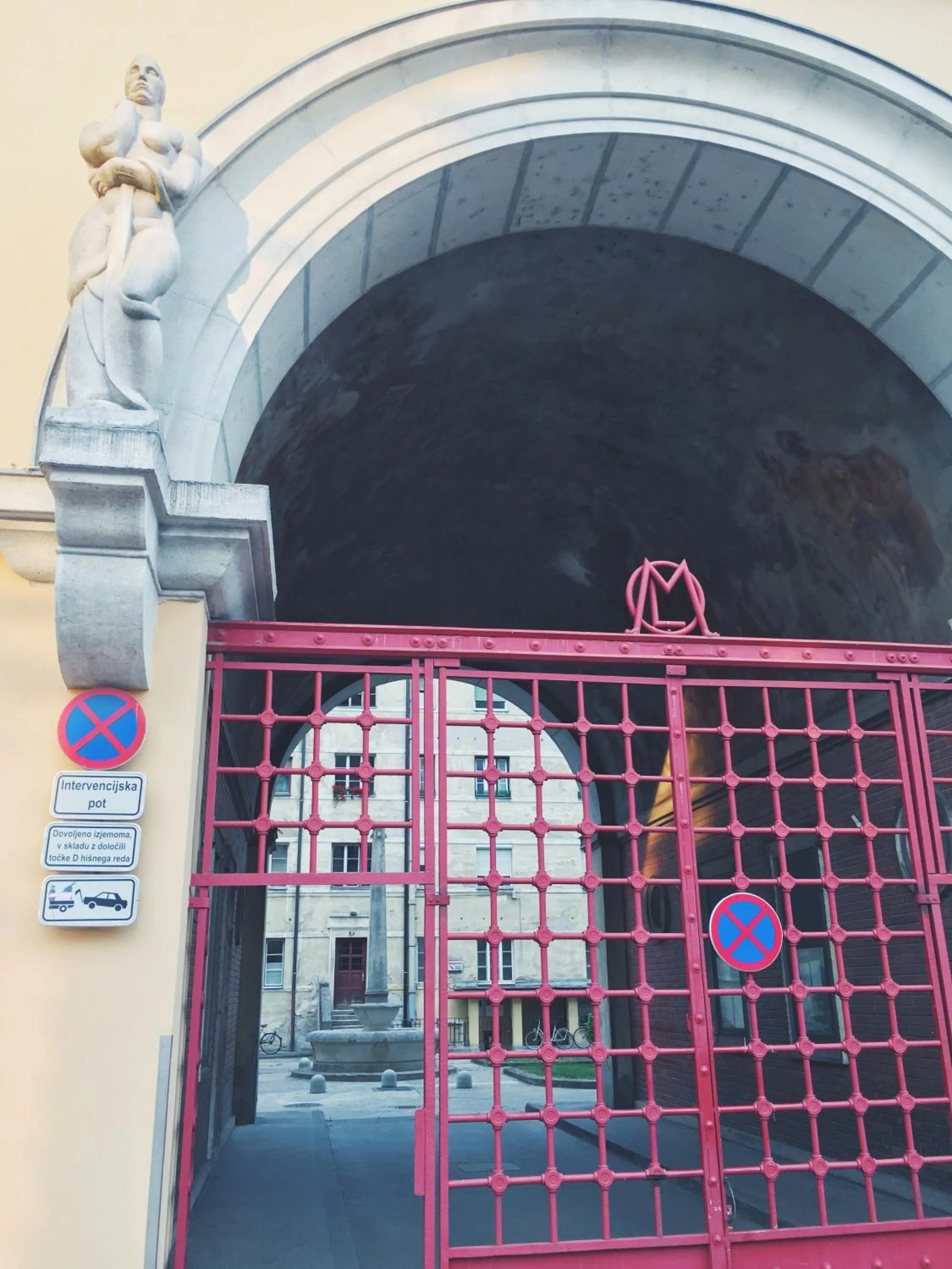 Facade/entrance in Historic Mexico Building Apartment