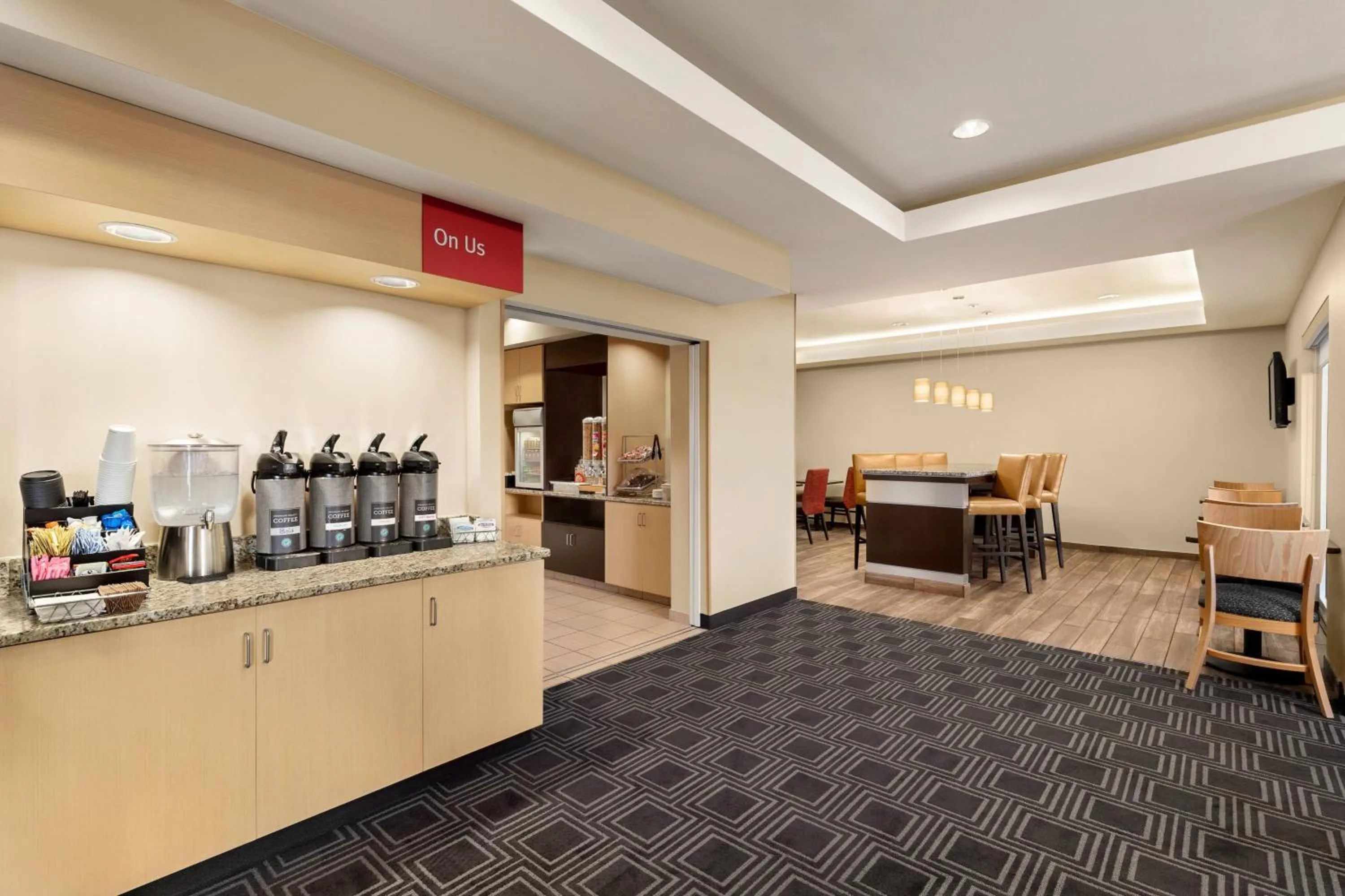 Restaurant/places to eat in TownePlace Suites by Marriott Chattanooga Near Hamilton Place