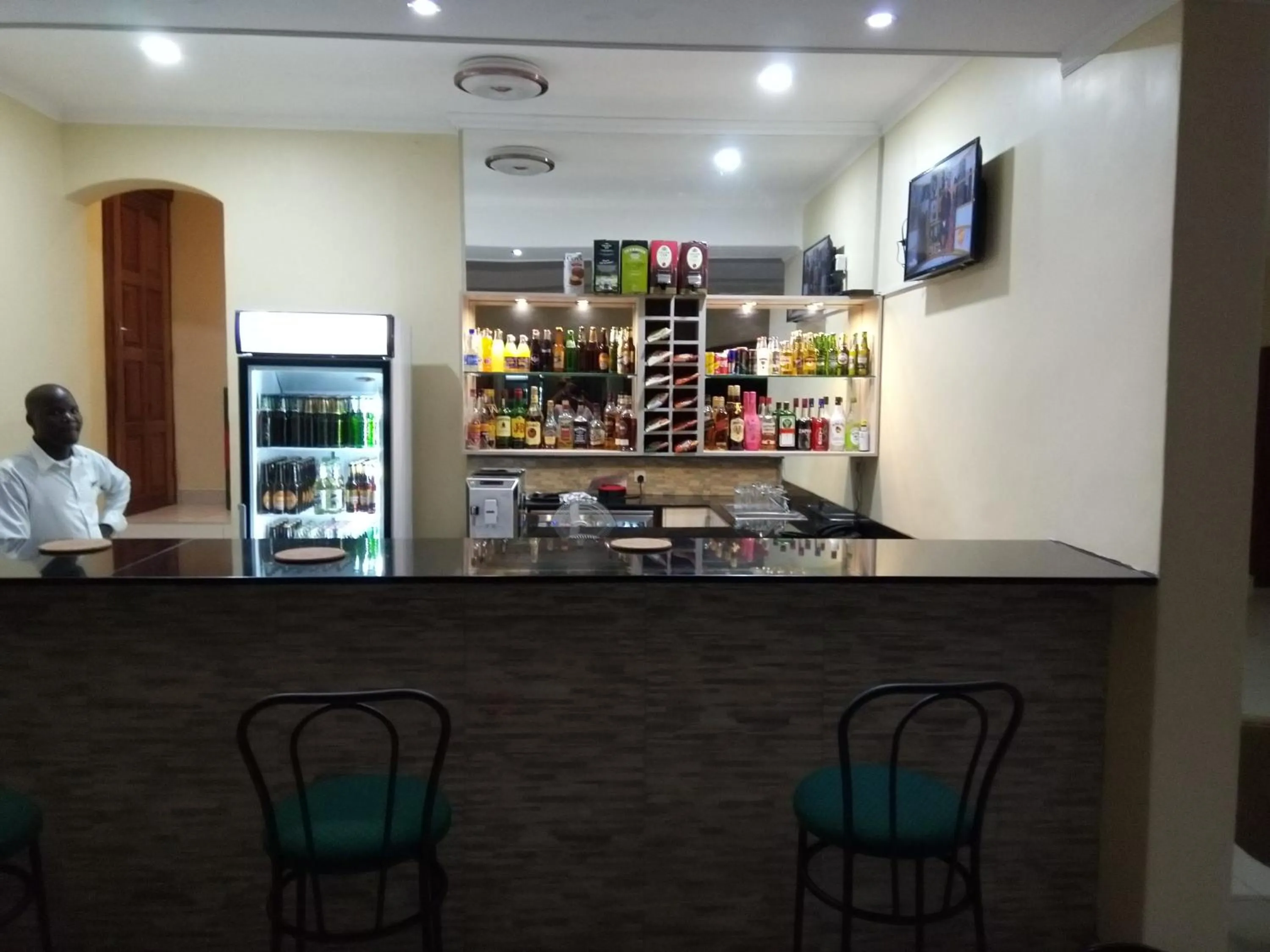 Alcoholic drinks in Wadonda Suites