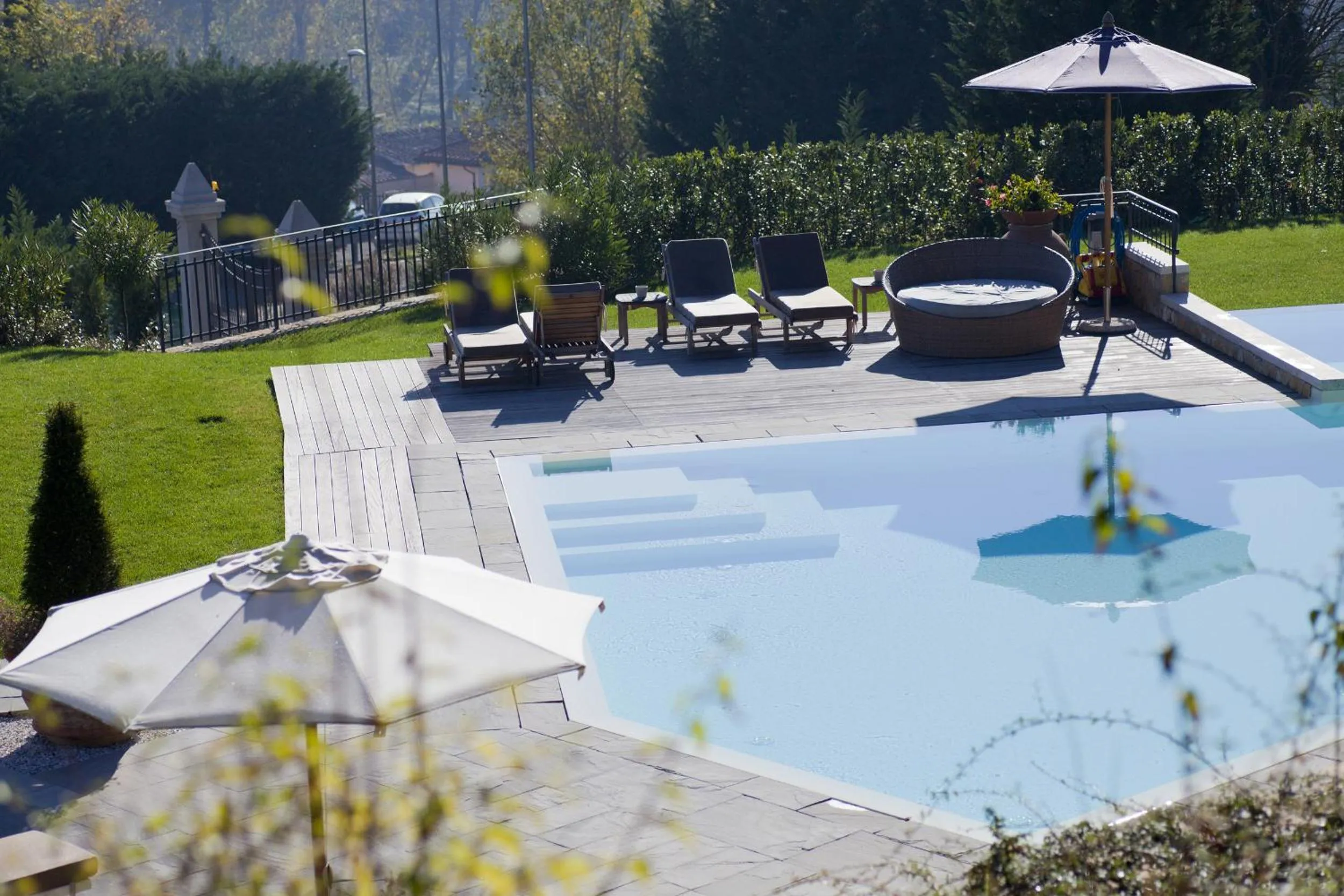 Swimming pool in Relais Villa Belvedere