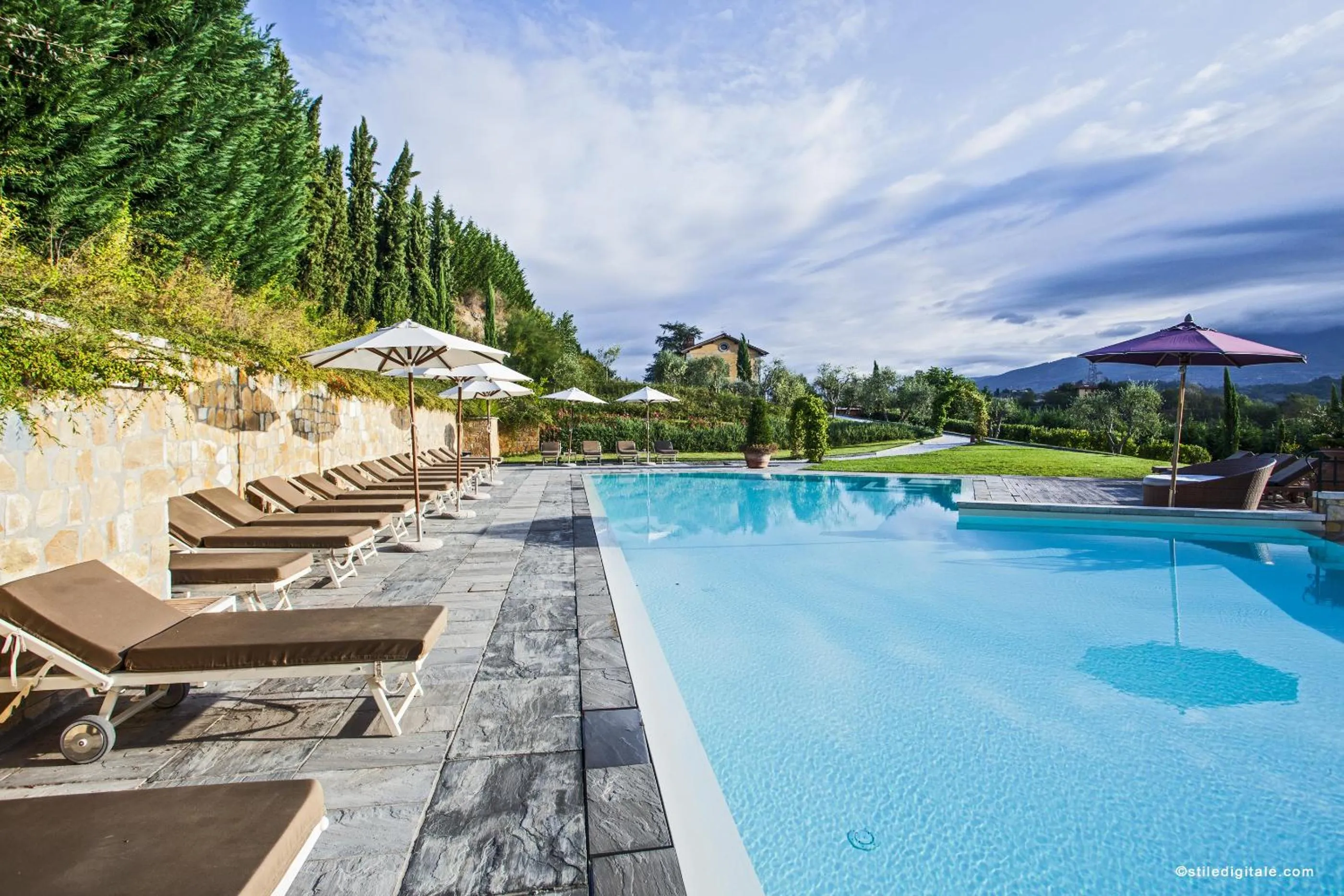 Swimming pool in Relais Villa Belvedere