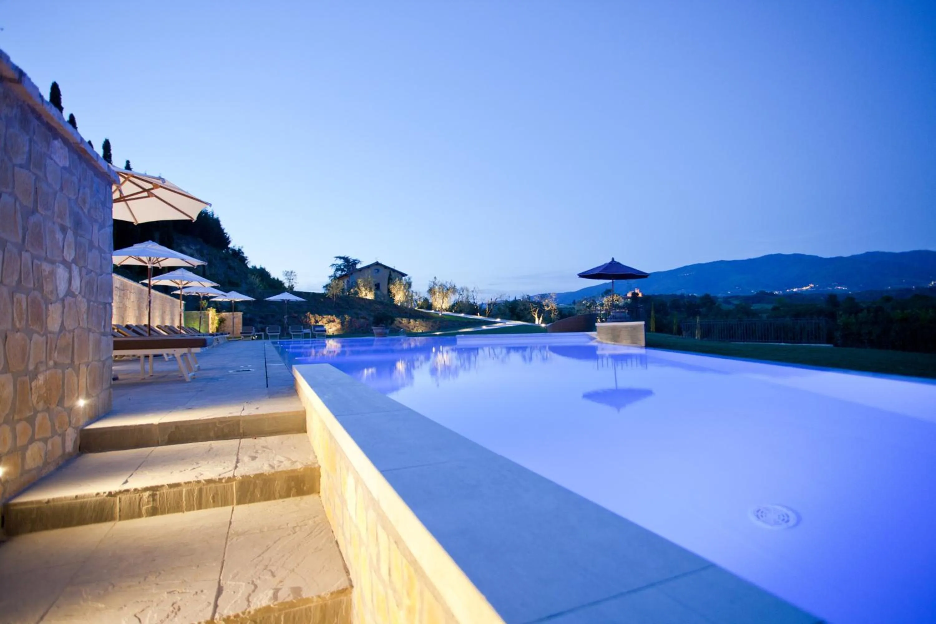 Swimming pool in Relais Villa Belvedere