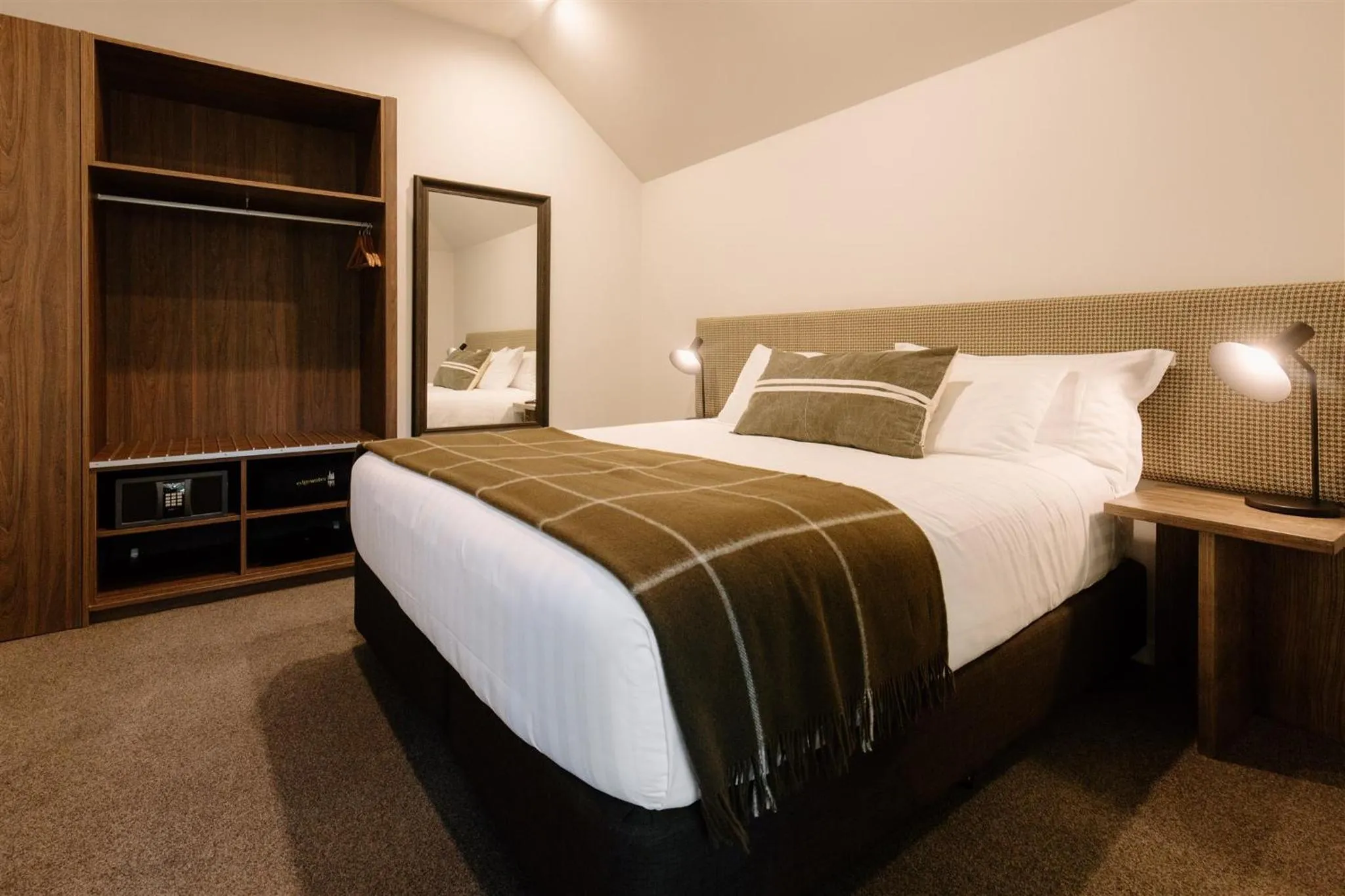 Bed in Edgewater Hotel