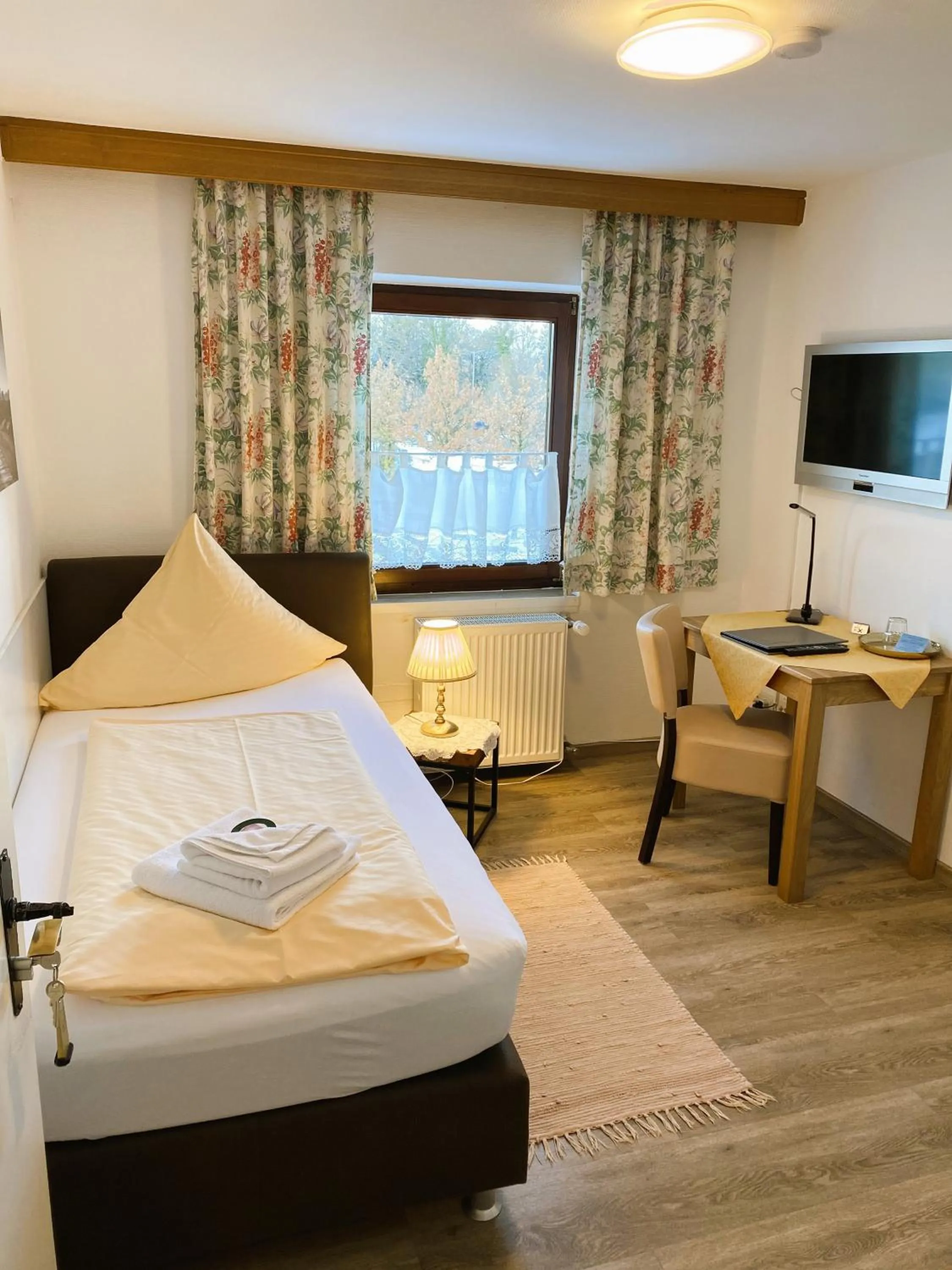 Seating area, Bed in König Ludwig Stub´n