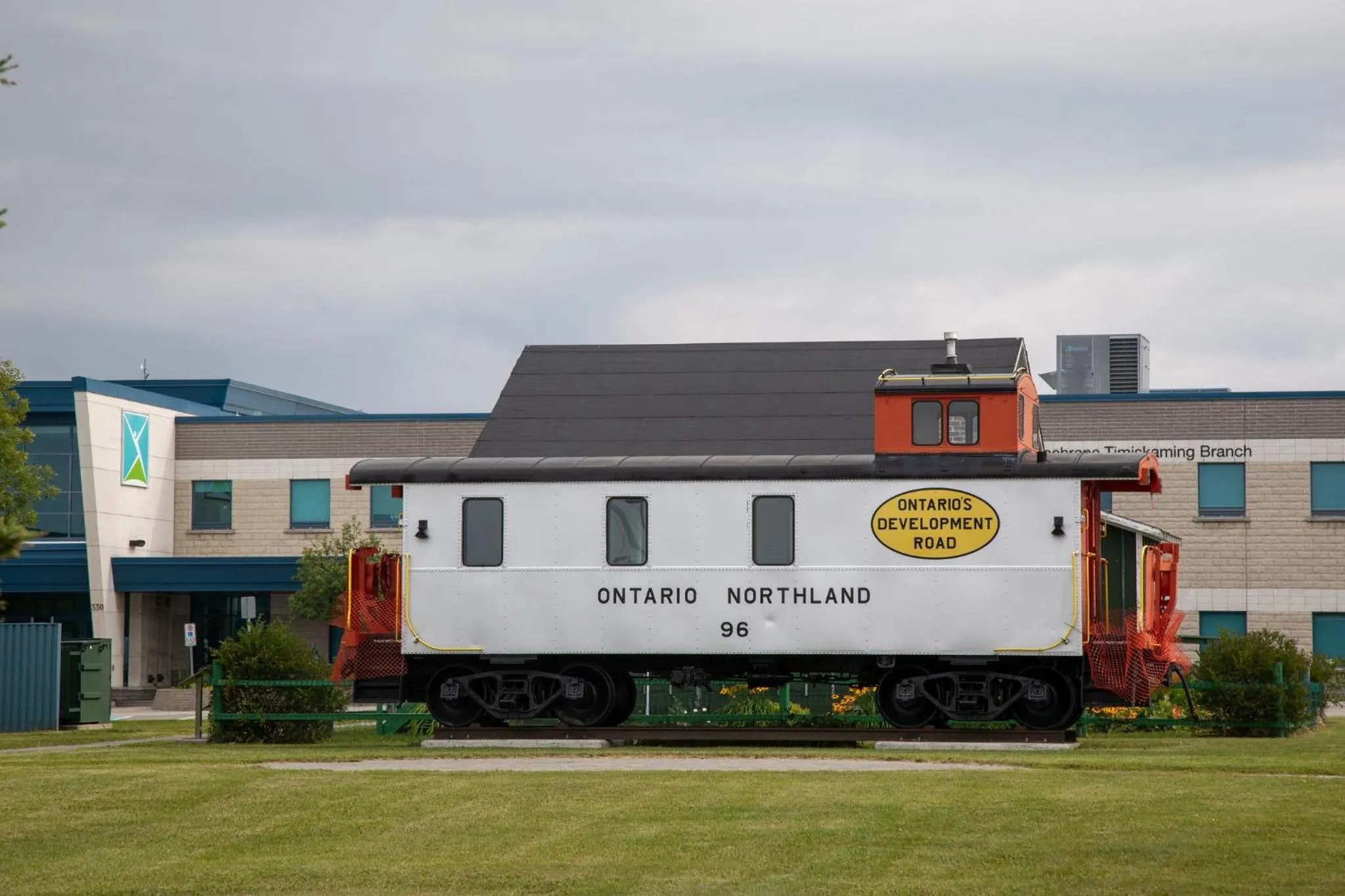 Area and facilities in Holiday Inn Express & Suites Timmins by IHG