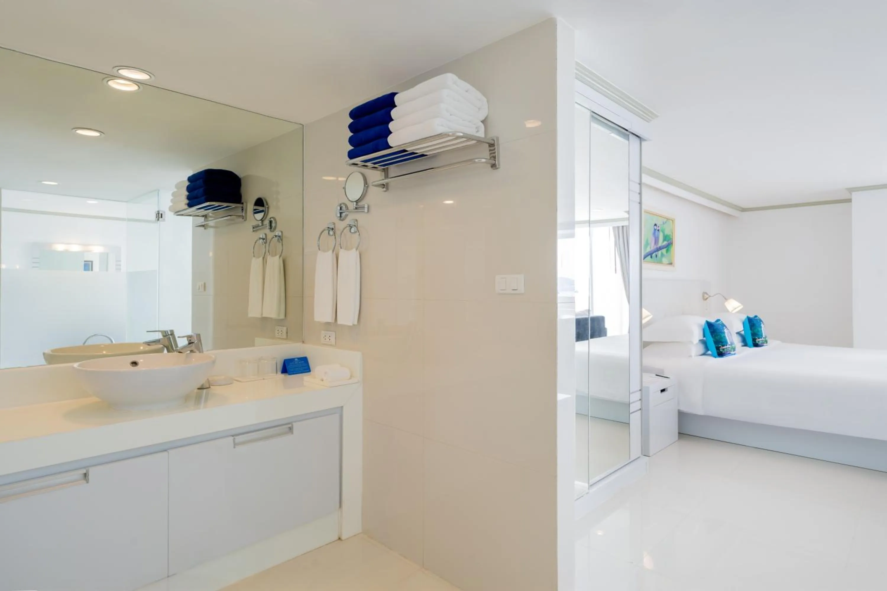 Bathroom, Bed in Andaman Beach Suites Hotel, Patong Phuket