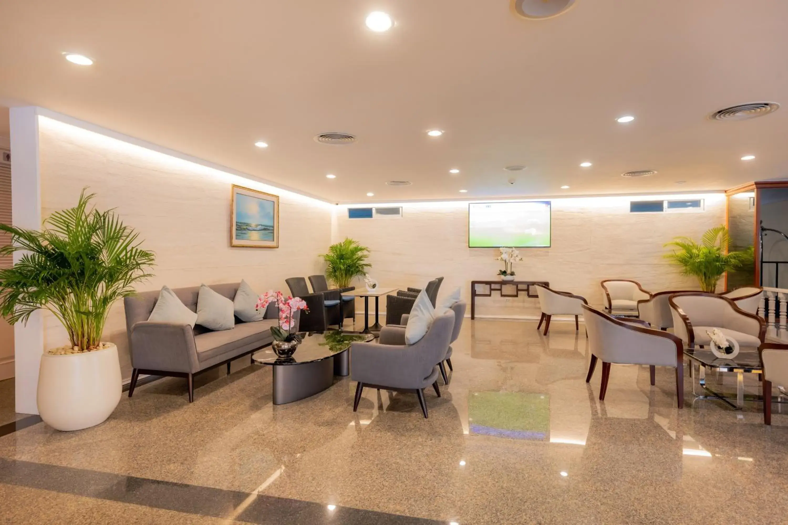 Lobby or reception in Andaman Beach Suites Hotel, Patong Phuket Lobby or reception in Andaman Beach Suites Hotel, Patong Phuket