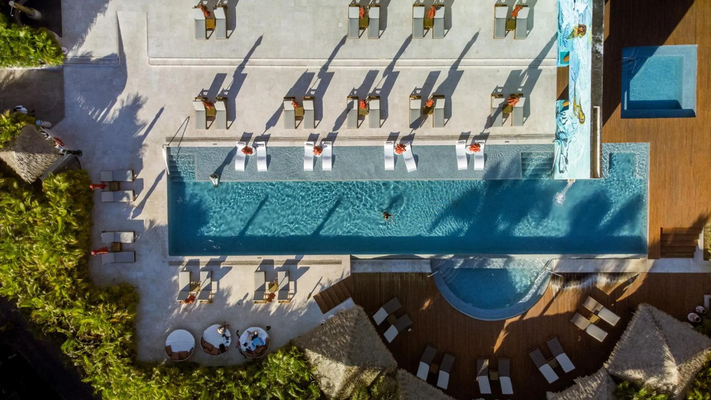Swimming pool in Four Seasons Resort Punta Mita