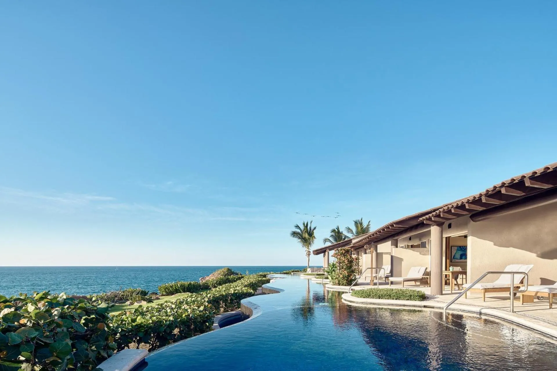Pool view in Four Seasons Resort Punta Mita