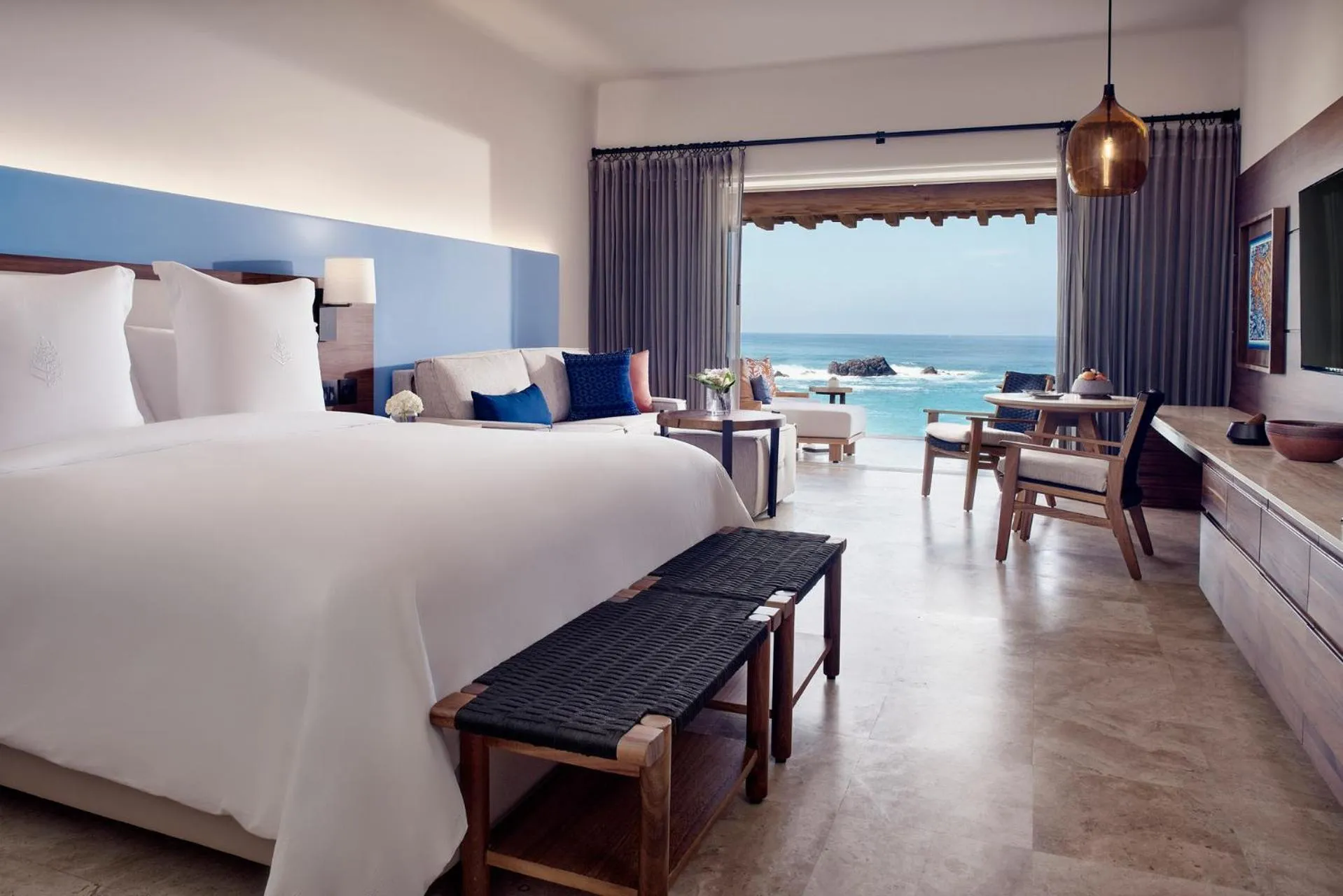 Bedroom, Bed in Four Seasons Resort Punta Mita