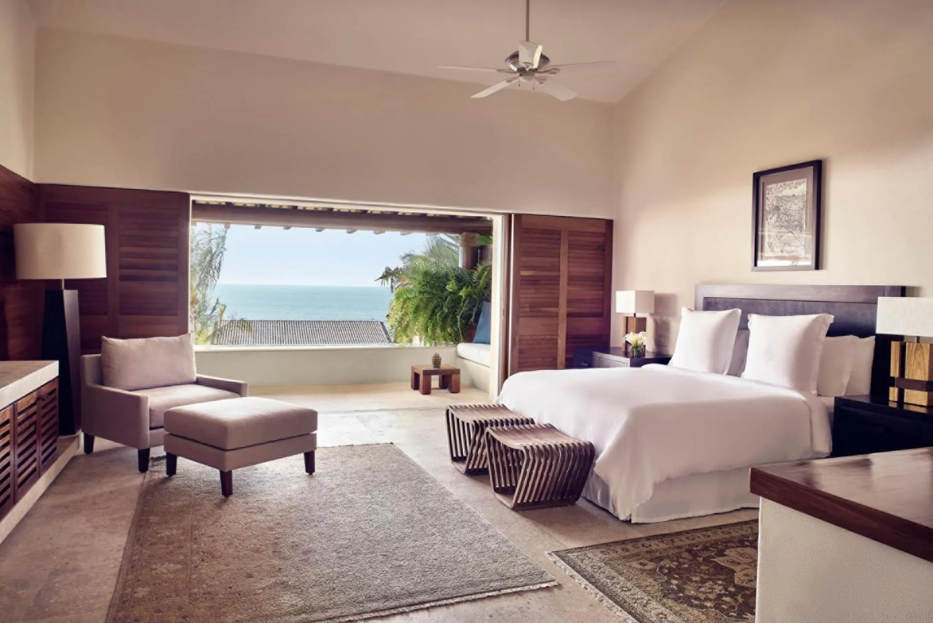 Photo of the whole room, Bed in Four Seasons Resort Punta Mita