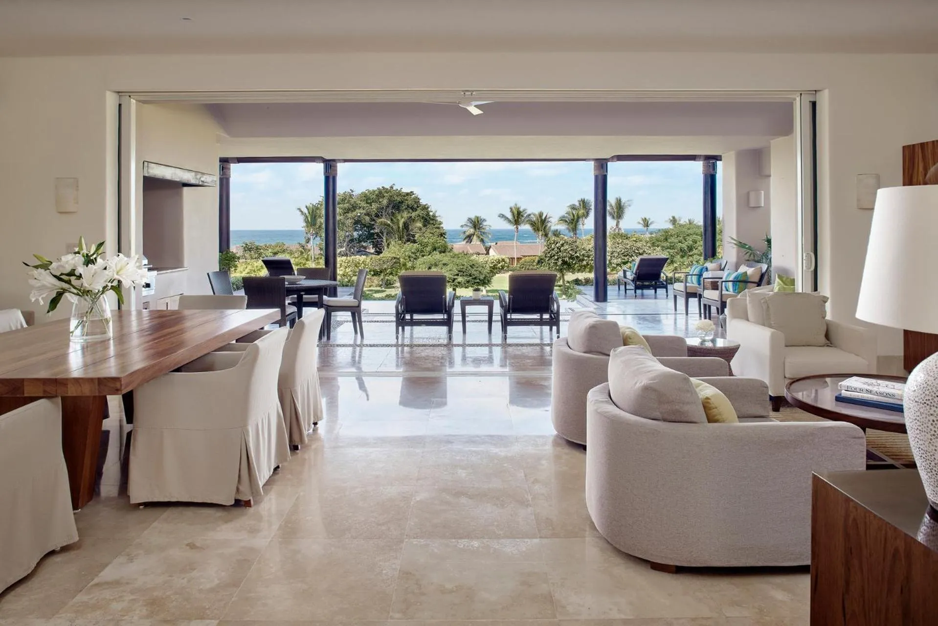 Dining area in Four Seasons Resort Punta Mita
