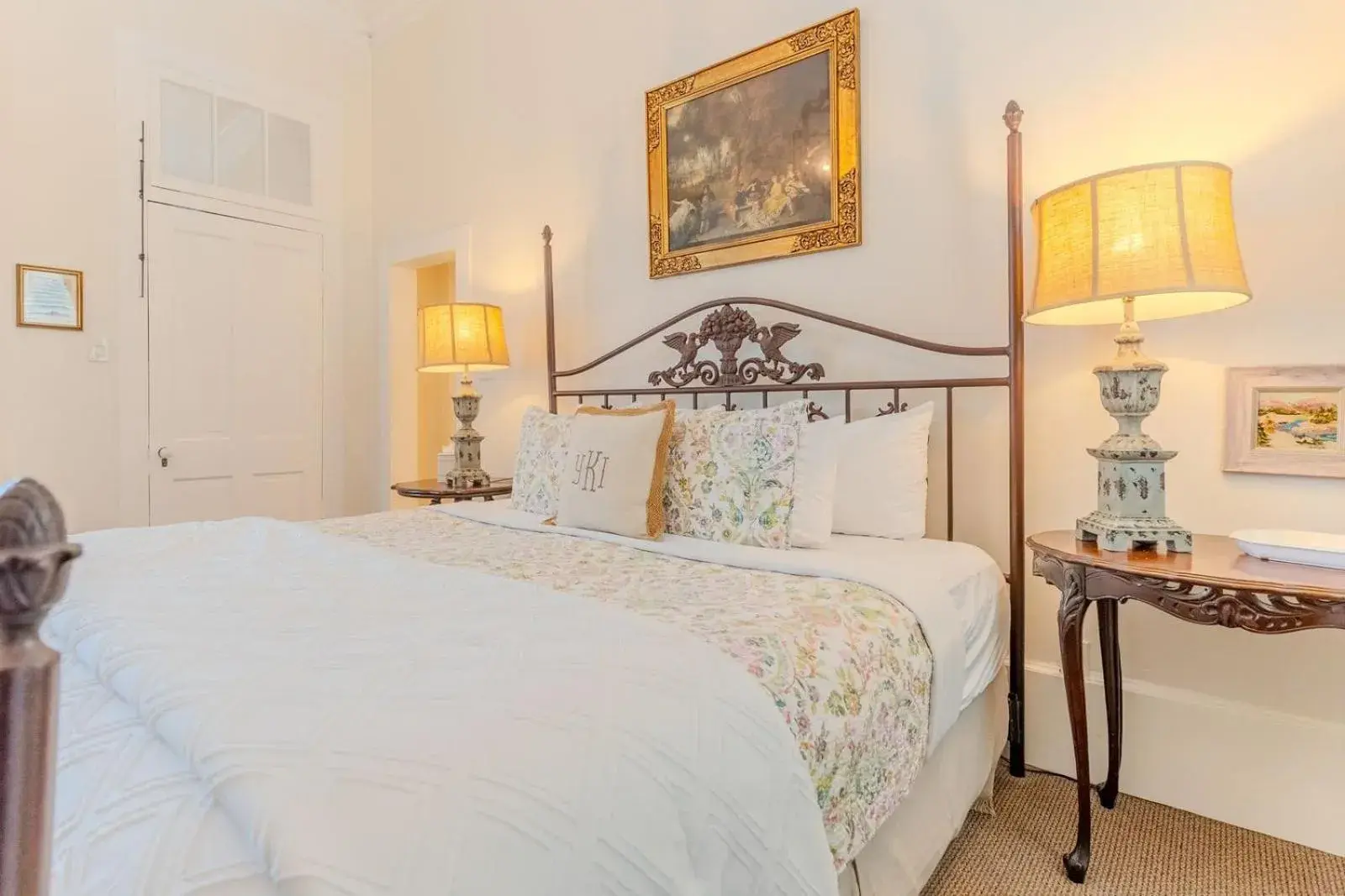 Bed in The Kendall Bed in The Kendall