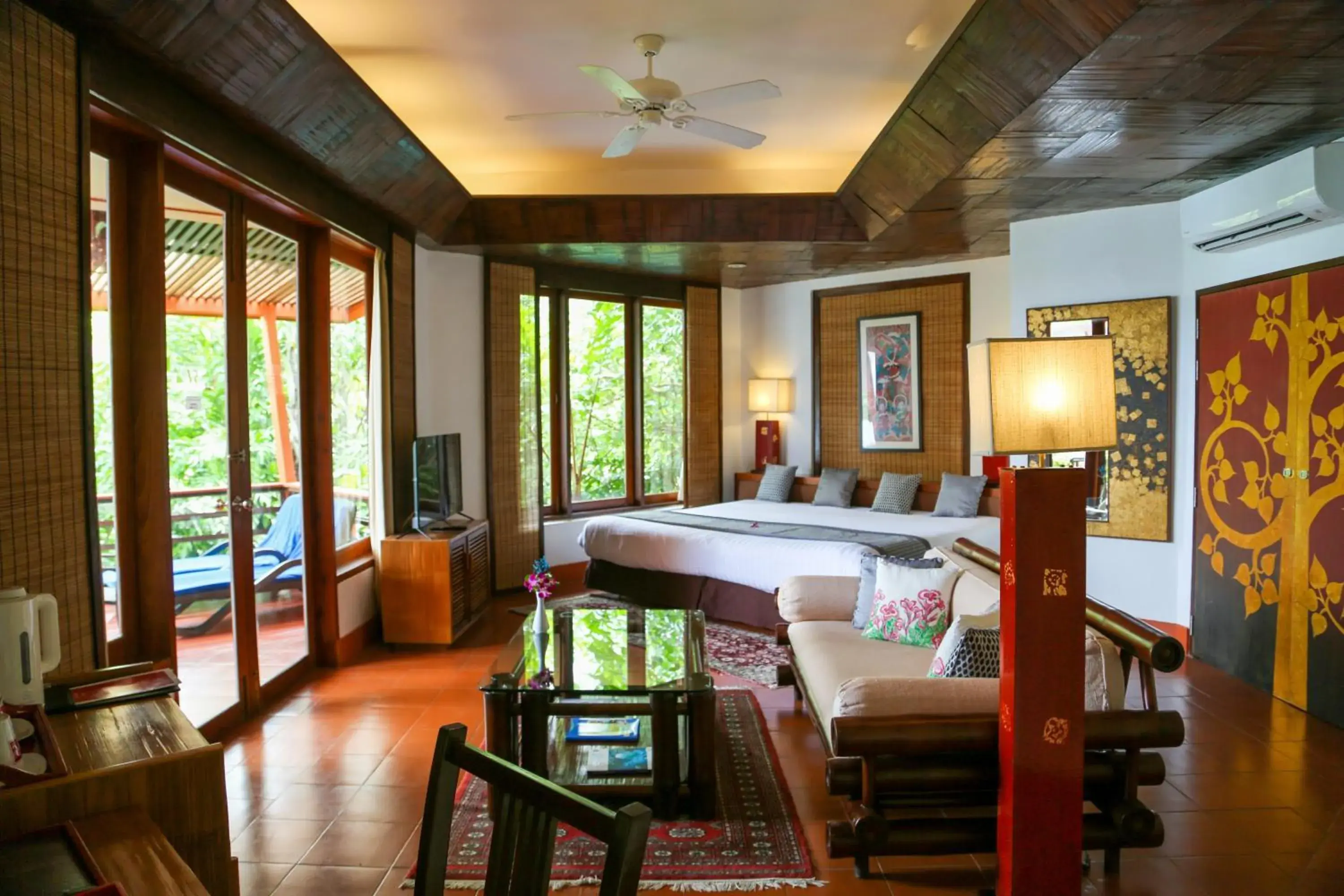 Bedroom, Bed in Mom Tri's Villa Royale - SHA Plus Bedroom, Bed in Mom Tri's Villa Royale - SHA Plus