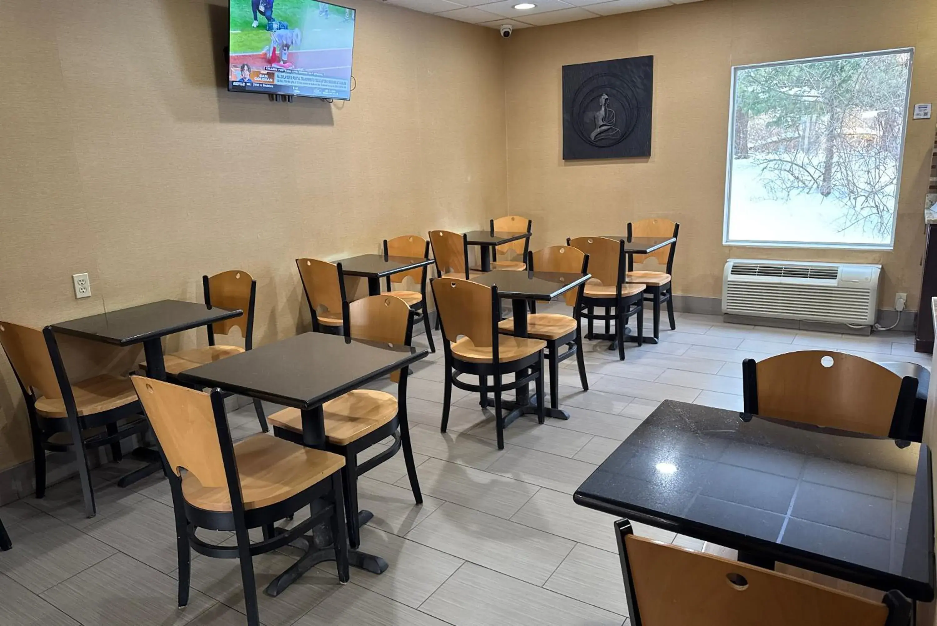 Breakfast in Super 8 by Wyndham Mars/Cranberry/Pittsburgh Area Breakfast in Super 8 by Wyndham Mars/Cranberry/Pittsburgh Area