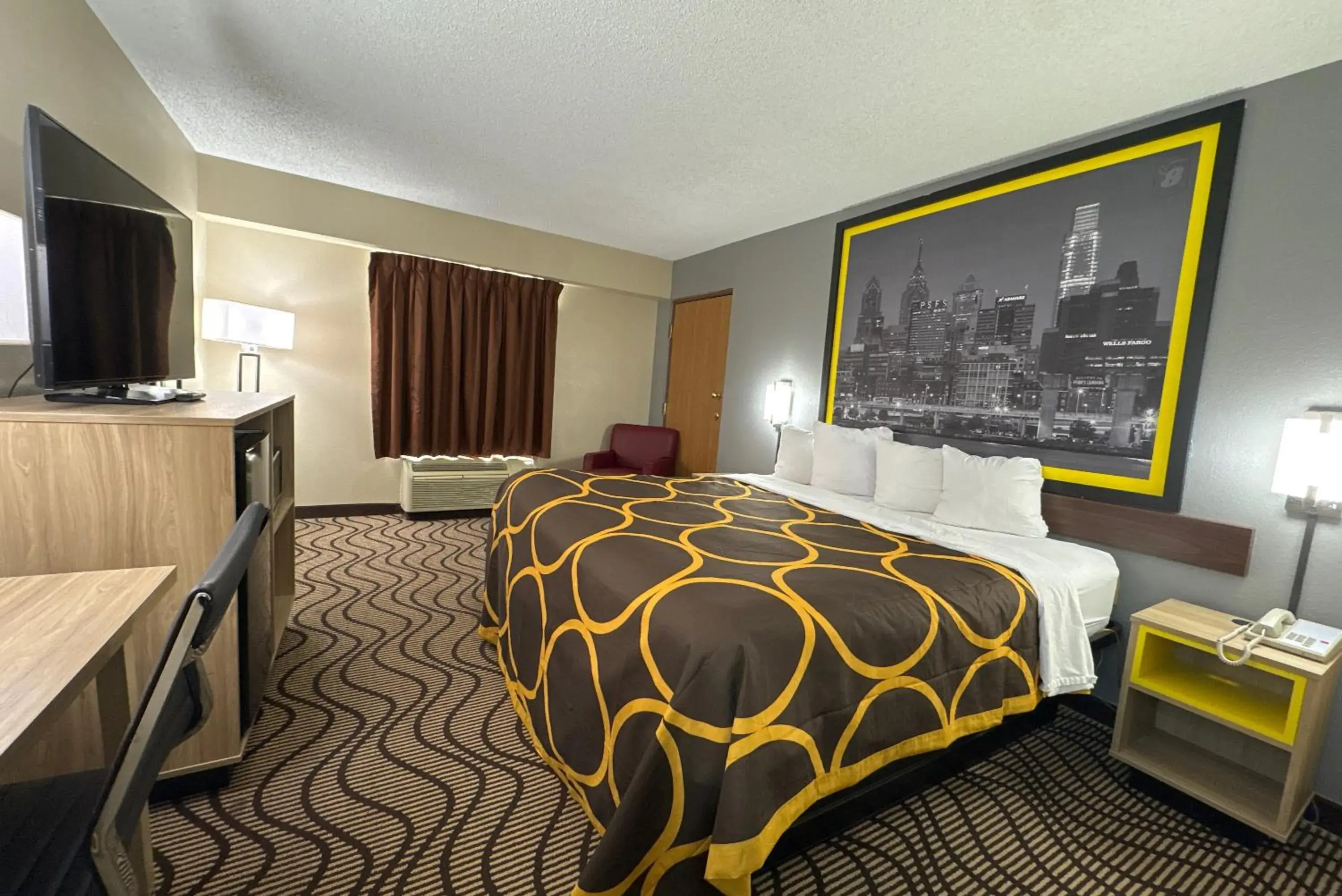 Bed in Super 8 by Wyndham Mars/Cranberry/Pittsburgh Area Bed in Super 8 by Wyndham Mars/Cranberry/Pittsburgh Area