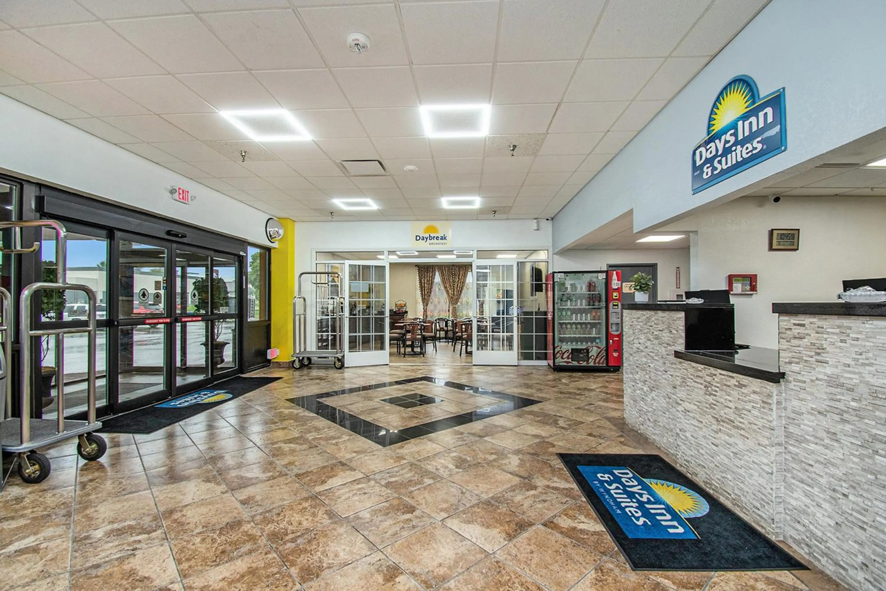 Lobby or reception in Days Inn & Suites by Wyndham Mt Pleasant