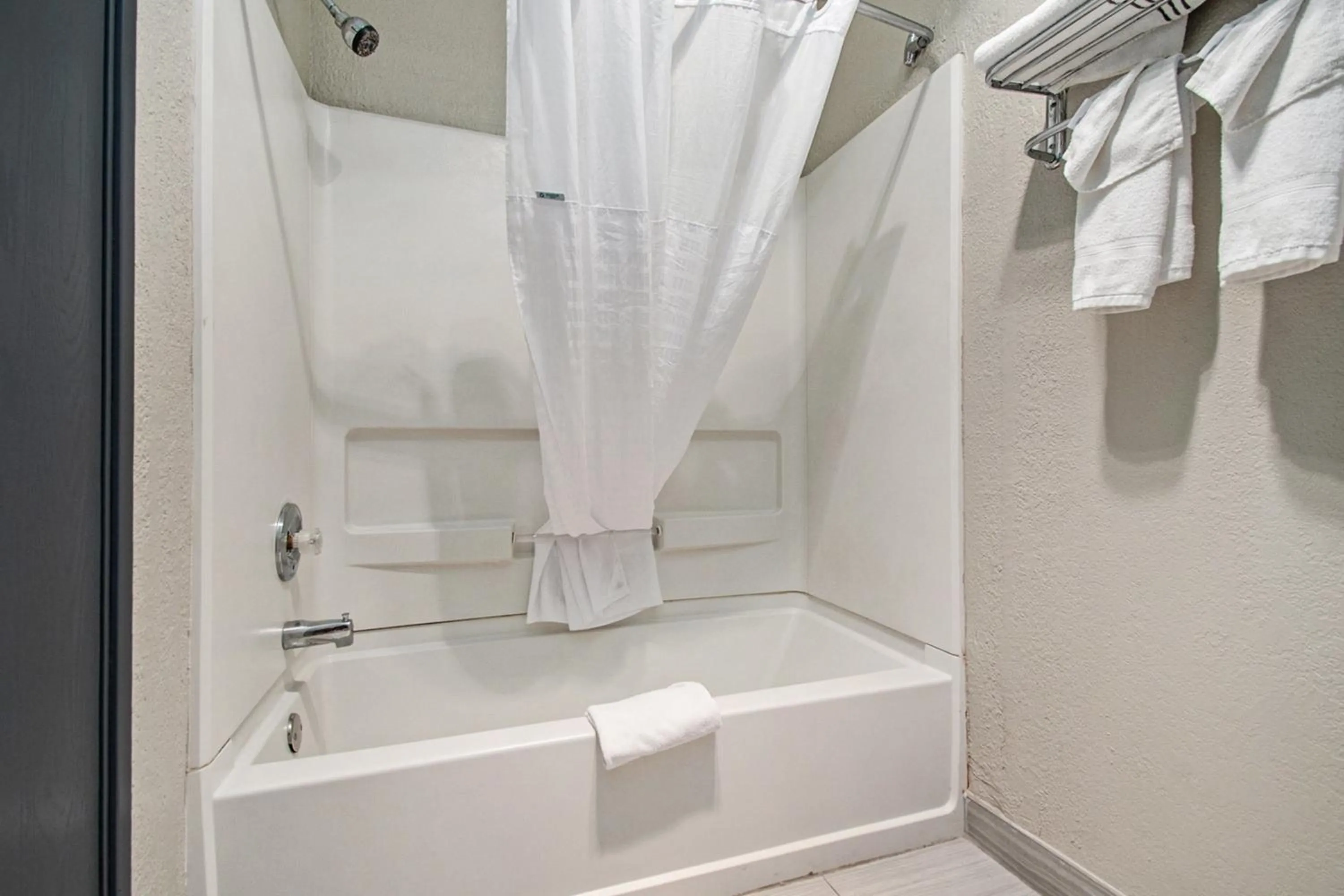 Bathroom in Days Inn & Suites by Wyndham Mt Pleasant