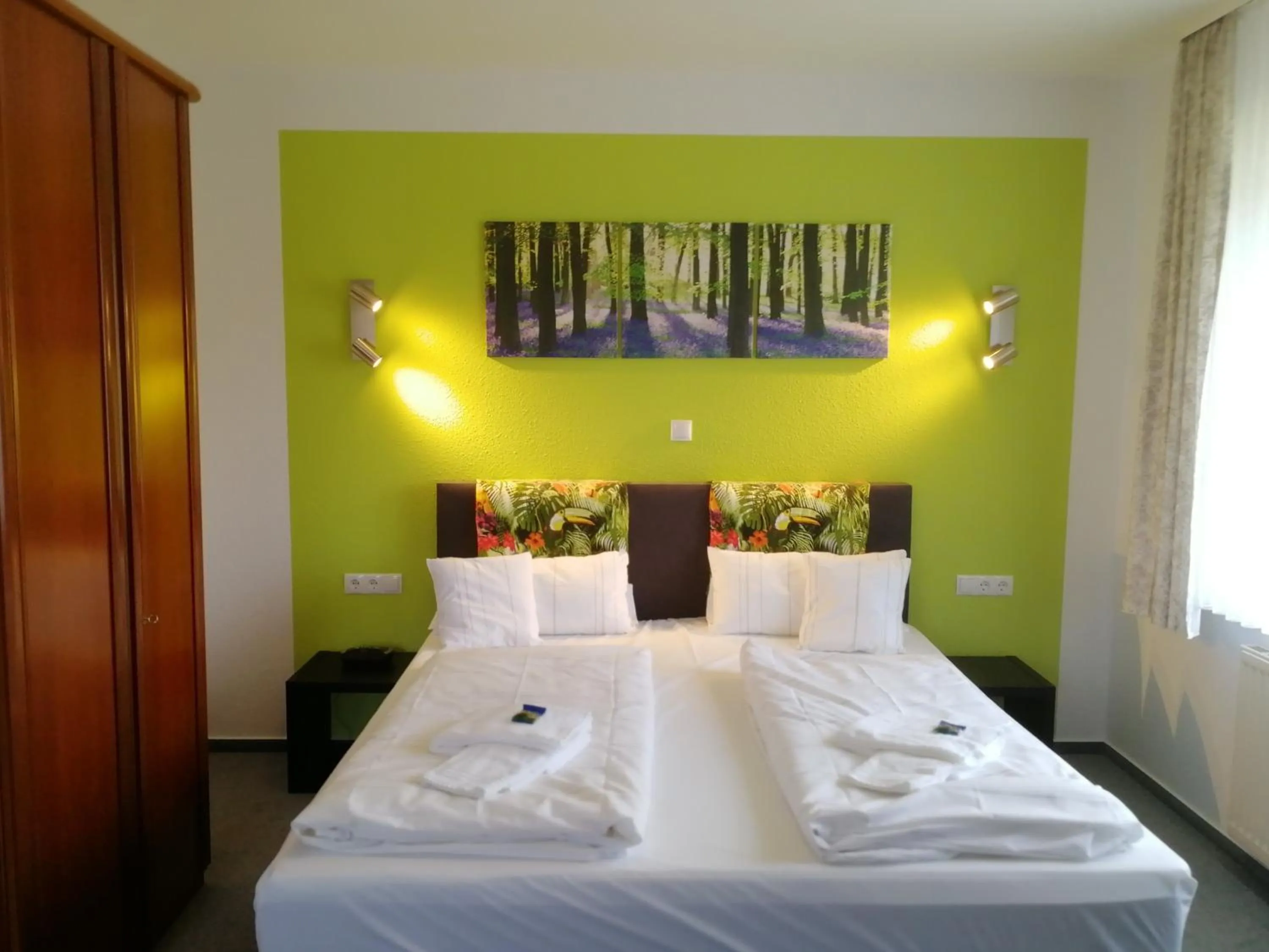 Bed in Hotel & Gasthaus Zum Domkreuger