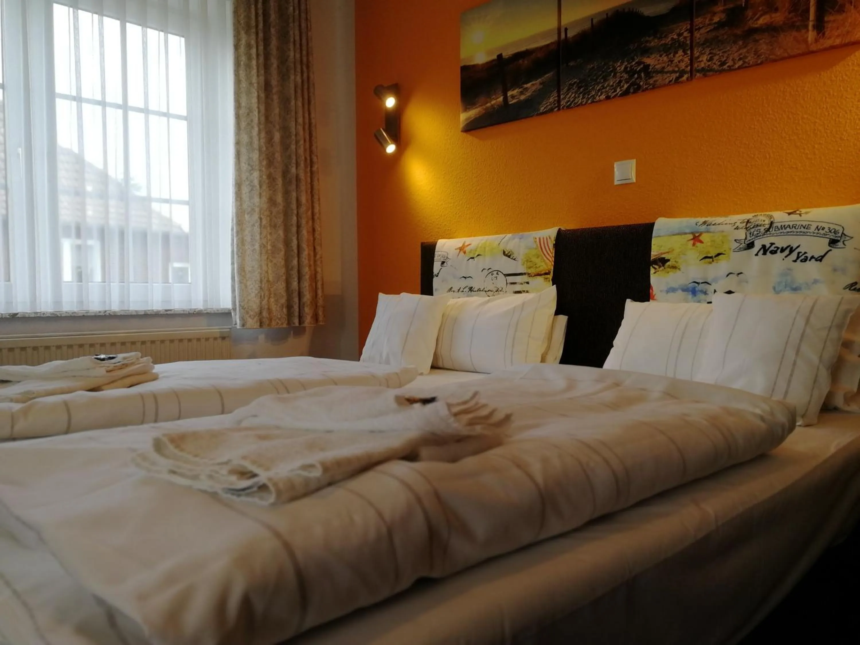 Bed in Hotel & Gasthaus Zum Domkreuger