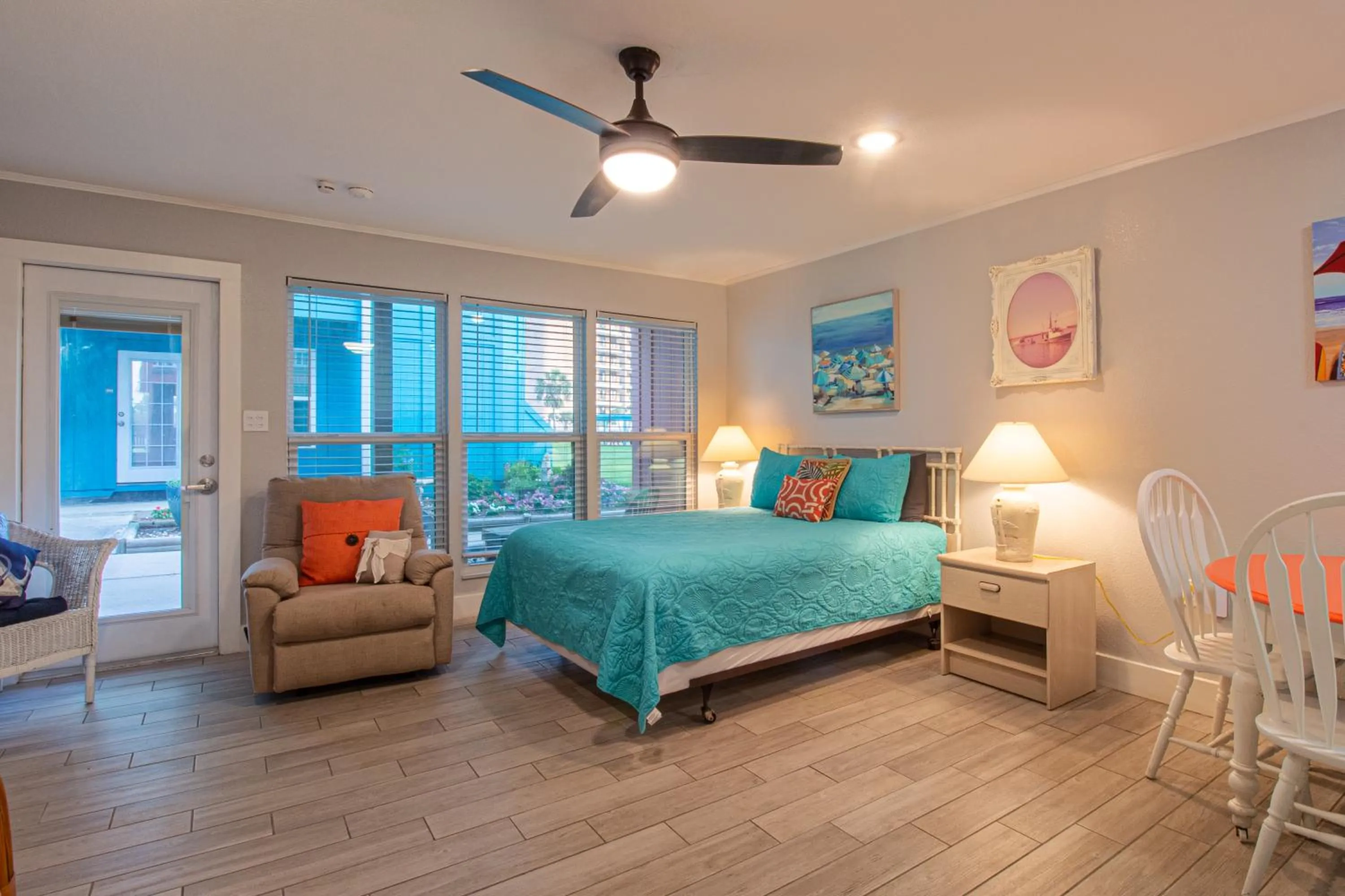 Bed in Executive Keys Condominiums on the Beach