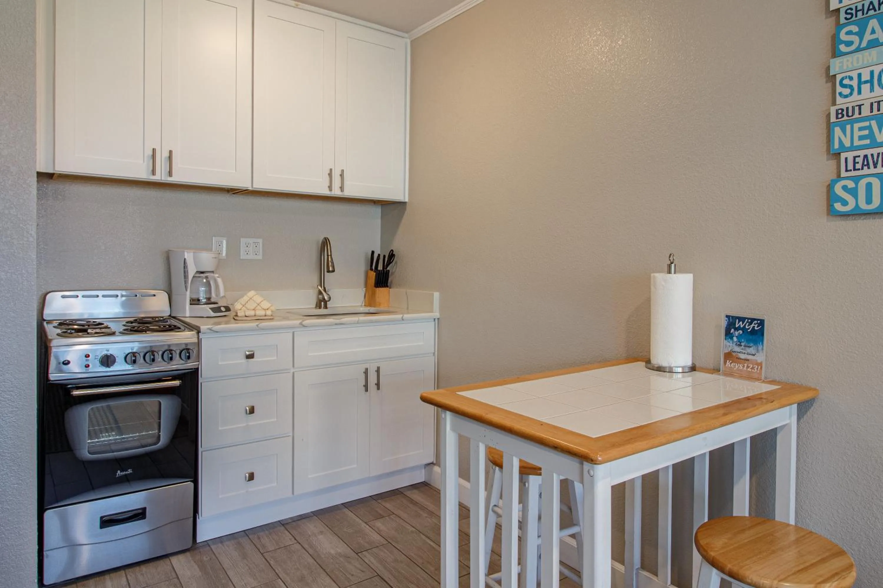 Executive Keys Condominiums on the Beach