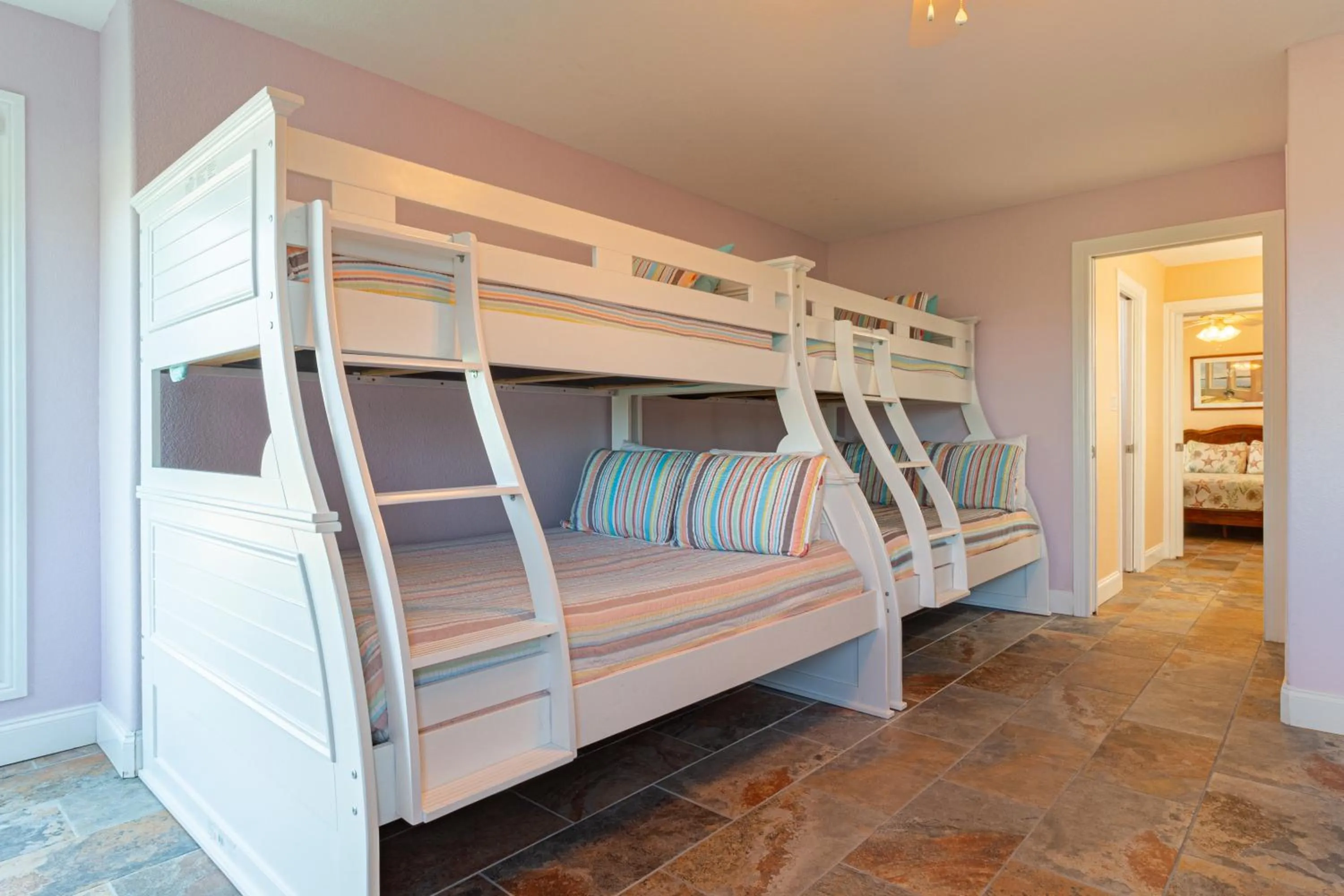 Bed in Executive Keys Condominiums on the Beach