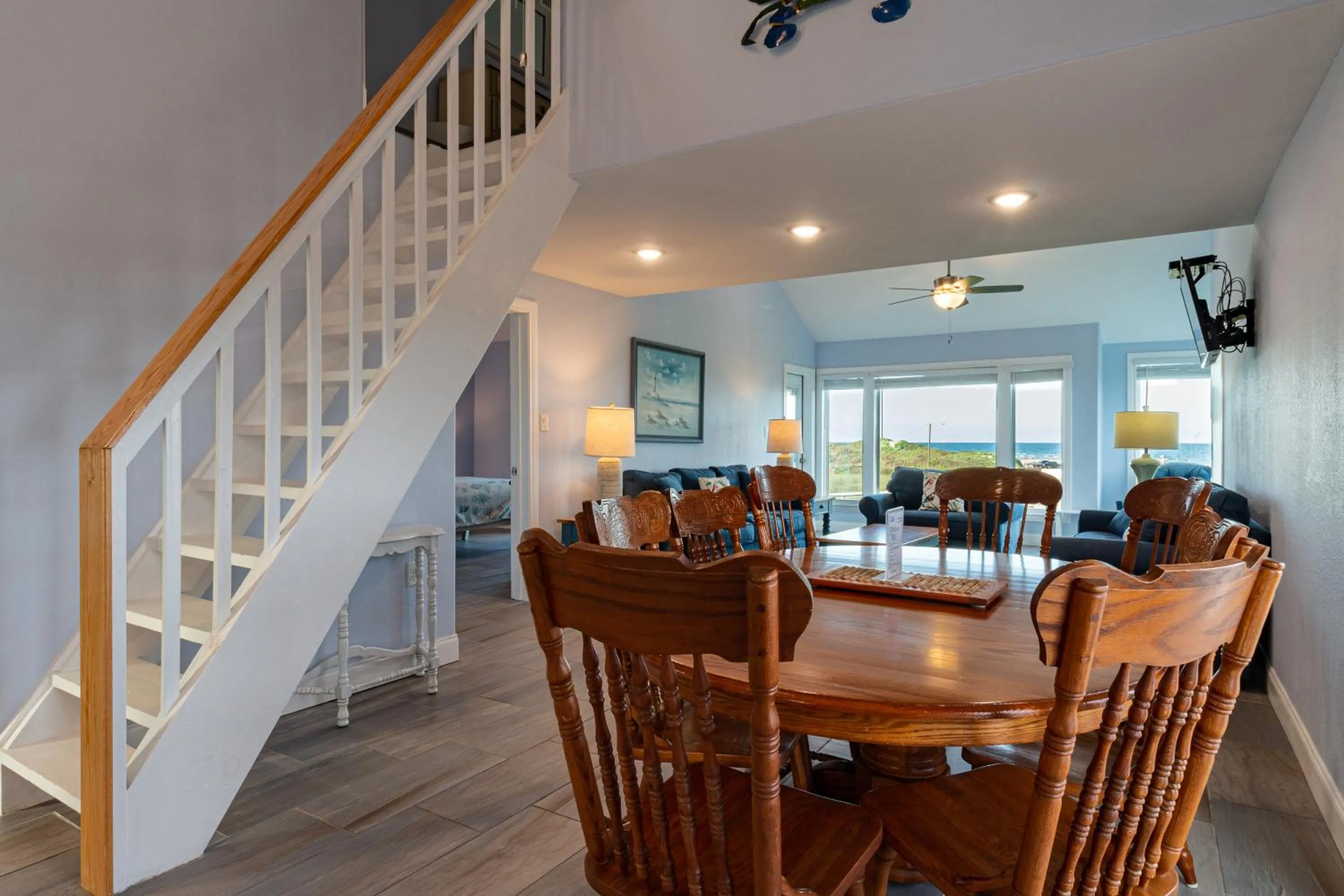 Executive Keys Condominiums on the Beach