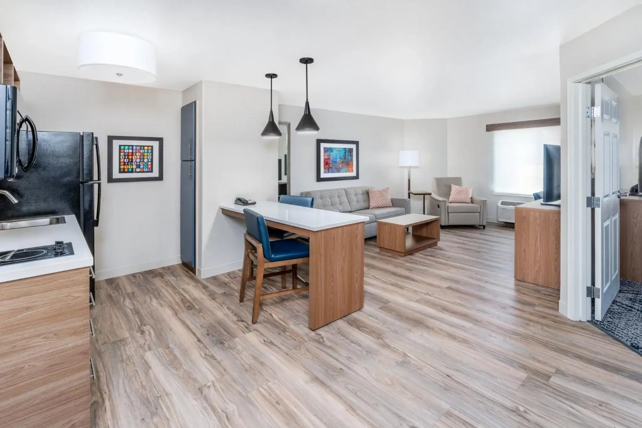 One Bedroom Suite with One Queen Bed in Candlewood Suites Denver Northeast - Brighton, an IHG Hotel One Bedroom Suite with One Queen Bed in Candlewood Suites Denver Northeast - Brighton, an IHG Hotel