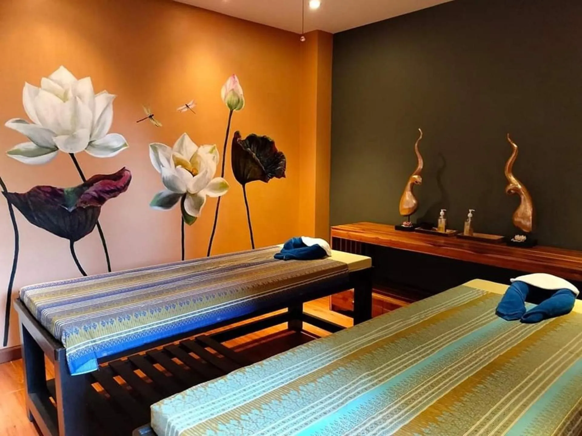 Massage in Sunset Hill Boutique Resort Koh Phangan