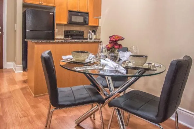 Platinum Suites Furnished Executive Suites