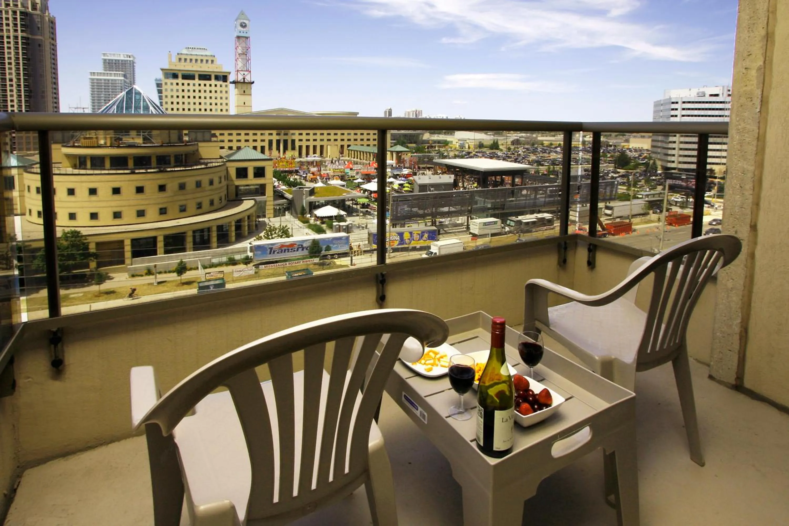 Balcony/Terrace in Platinum Suites Furnished Executive Suites