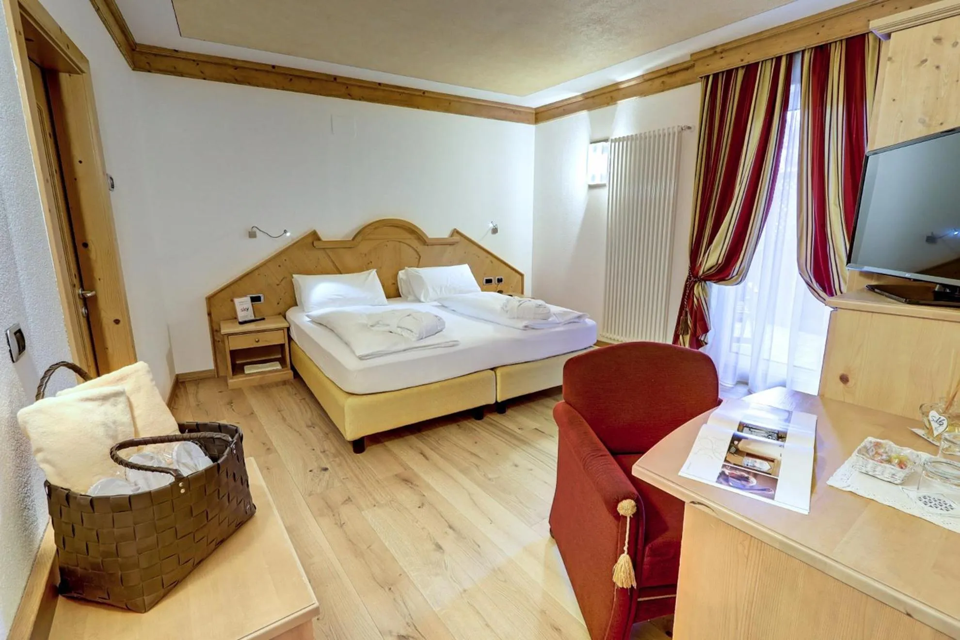 Bedroom, Bed in Leading Relax Hotel Maria