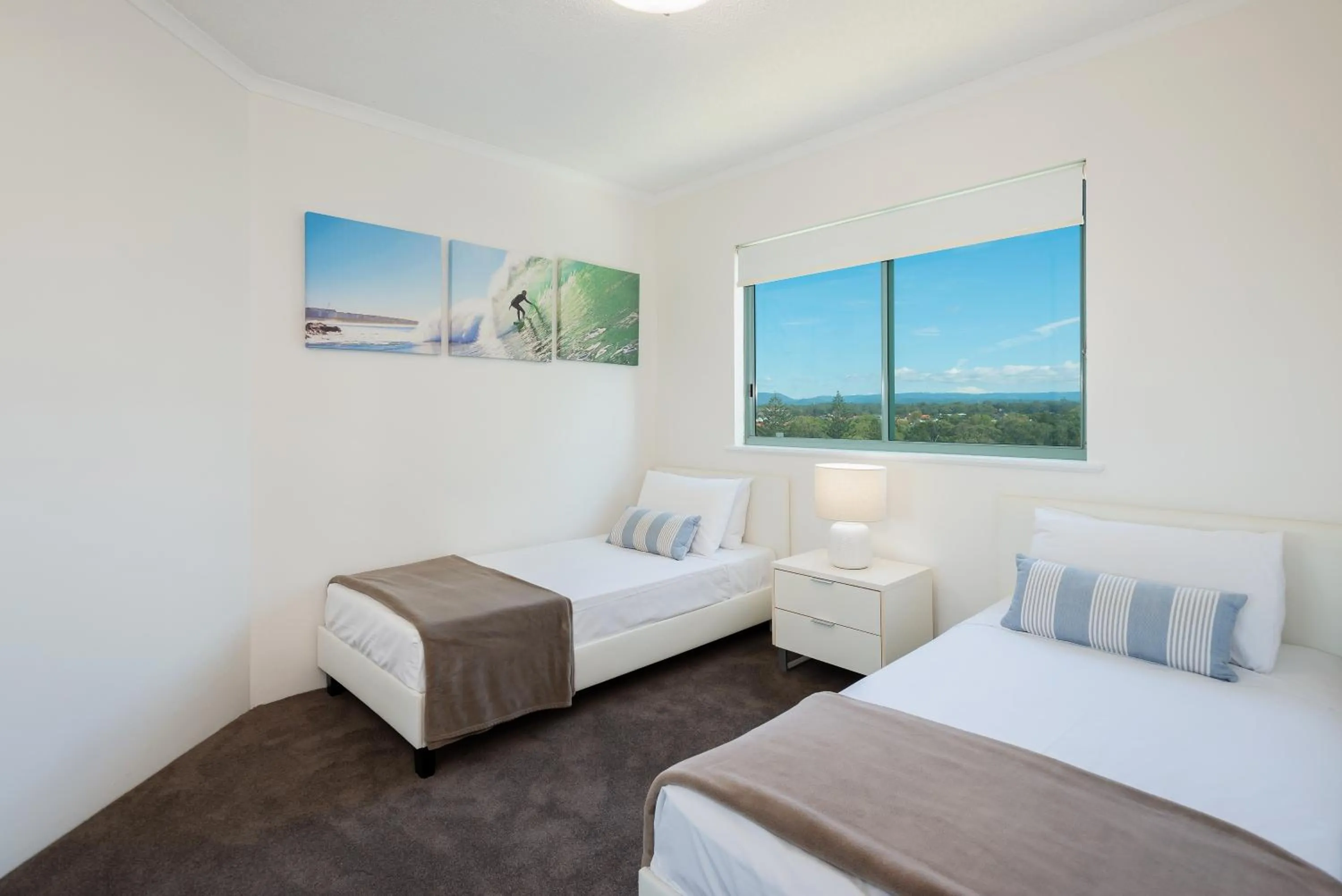 Bedroom, Bed in The Waterford on Main Beach