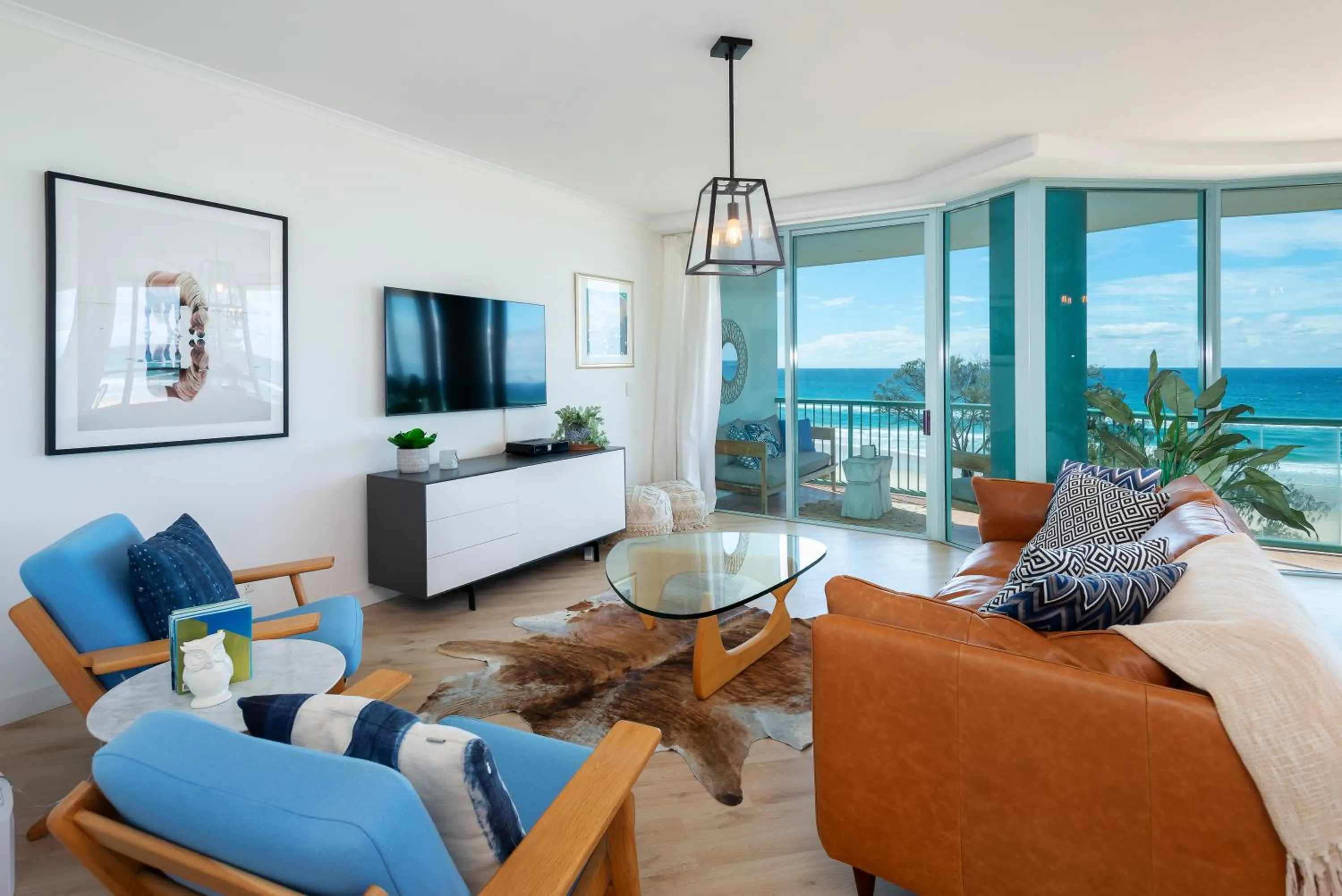 Living room in The Waterford on Main Beach