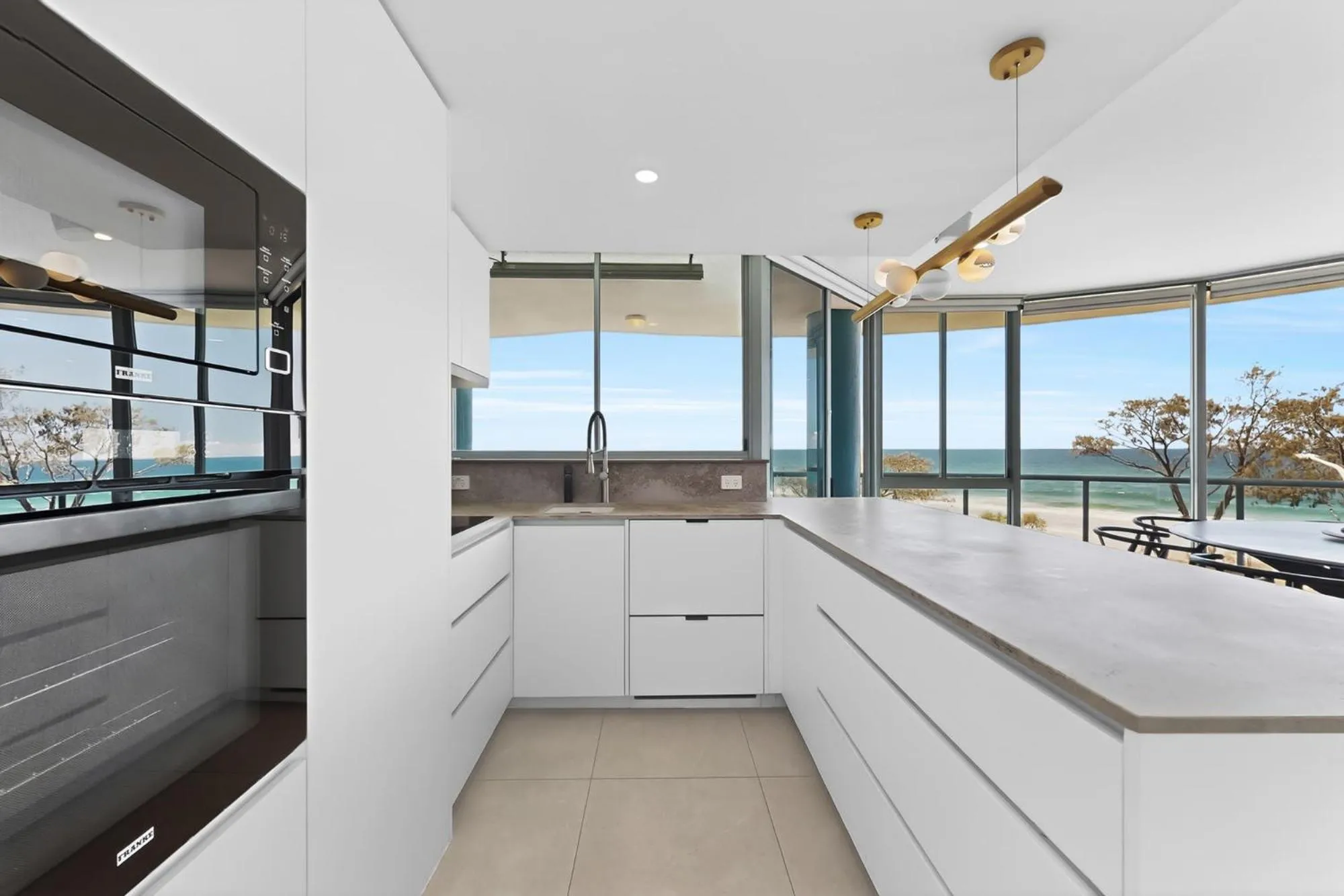 kitchen in The Waterford on Main Beach