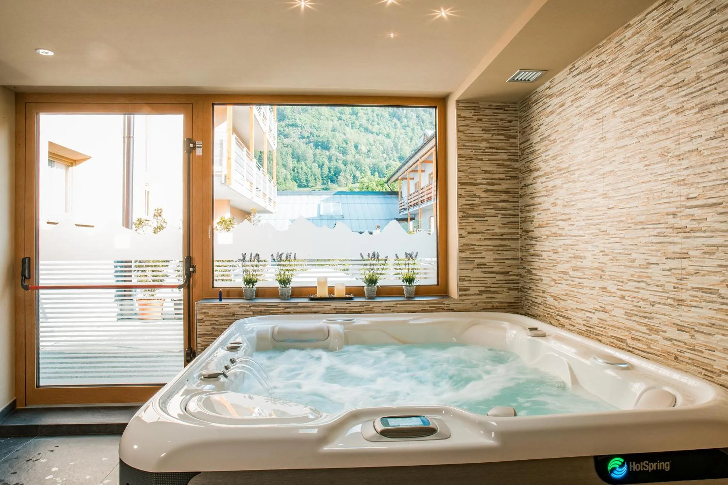 Hot Tub in Residence La Moretina