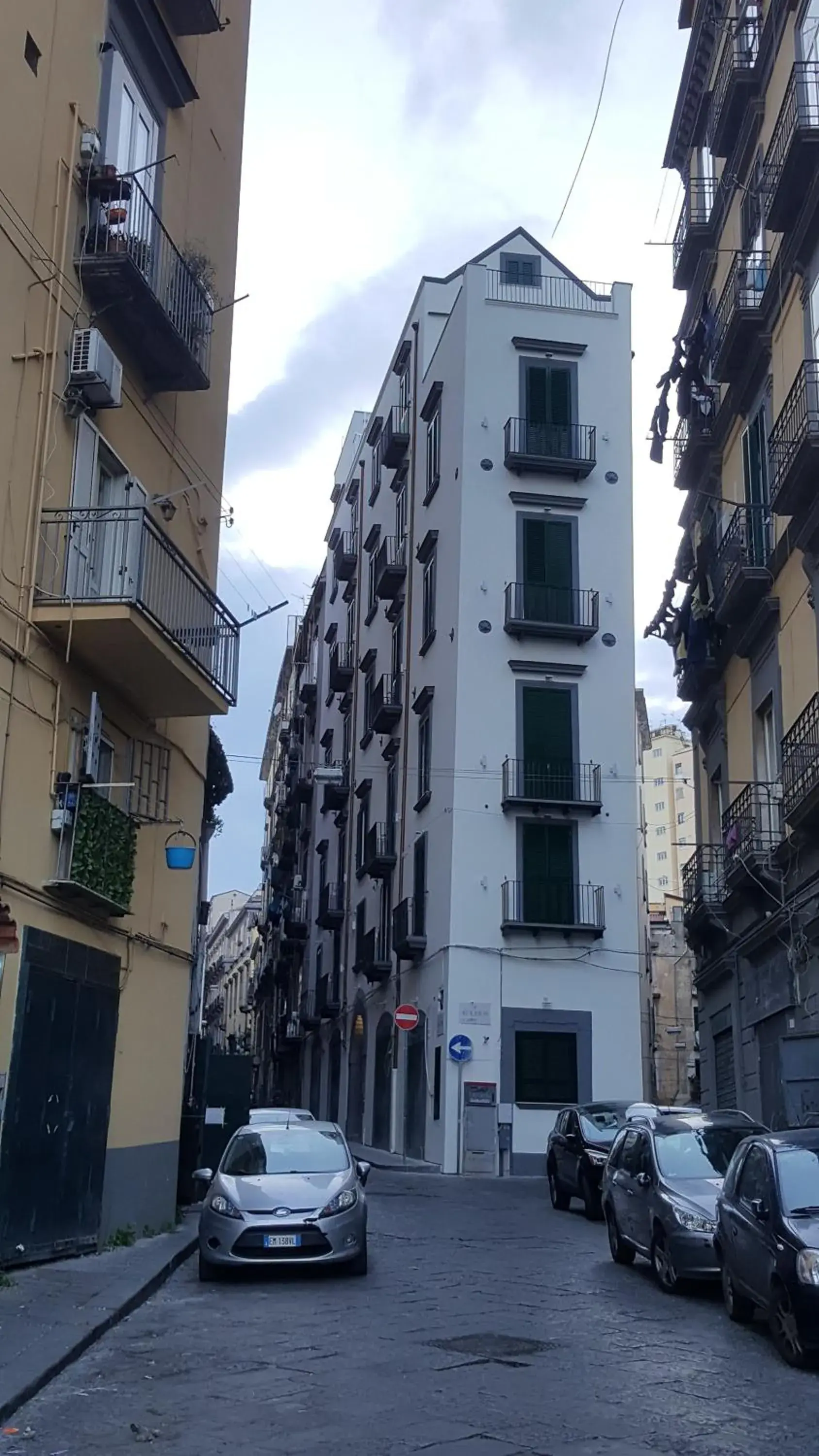 Property building in Palazzo Settembrini 49 Property building in Palazzo Settembrini 49