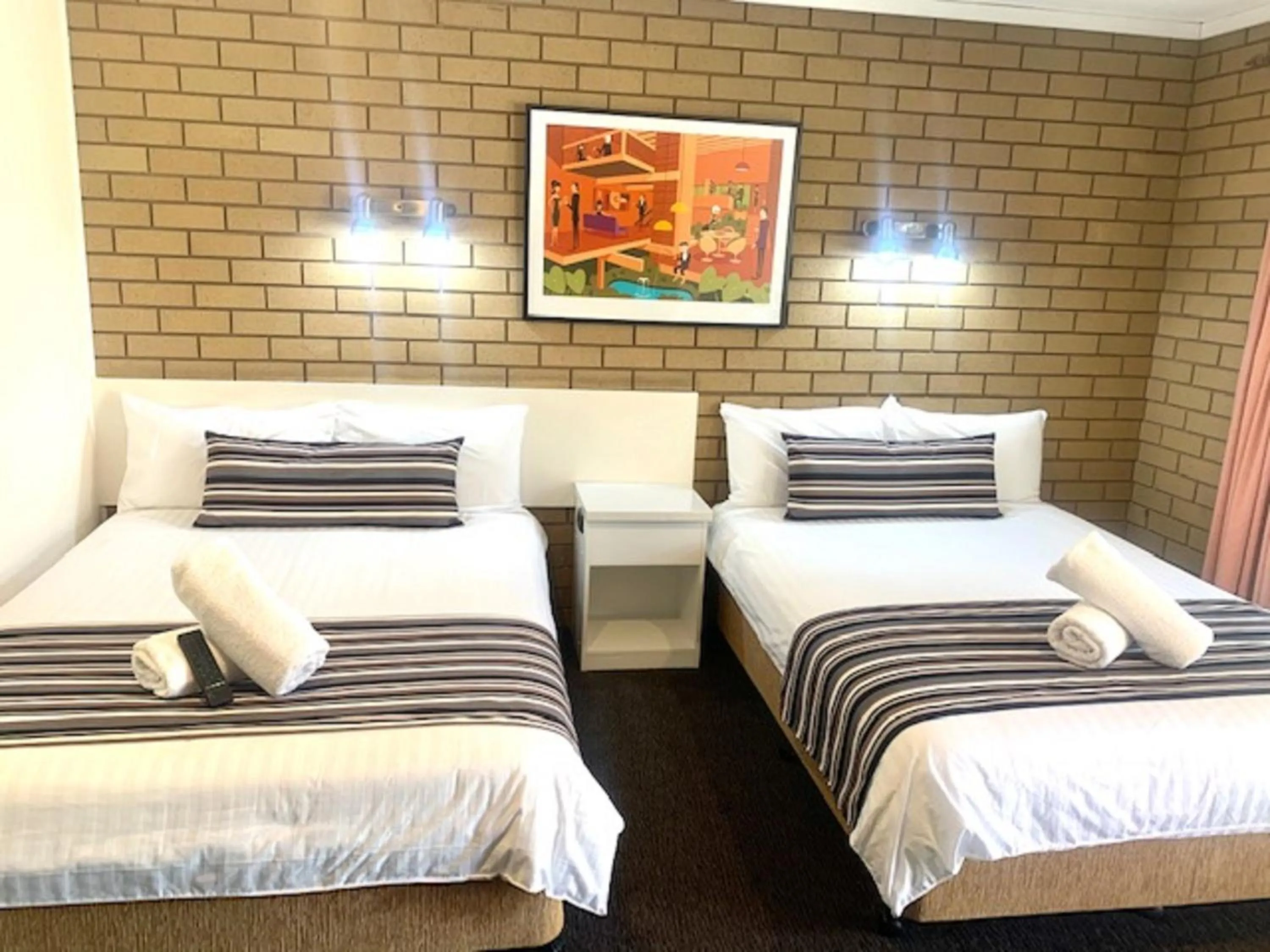 Bed in Albury City Motel