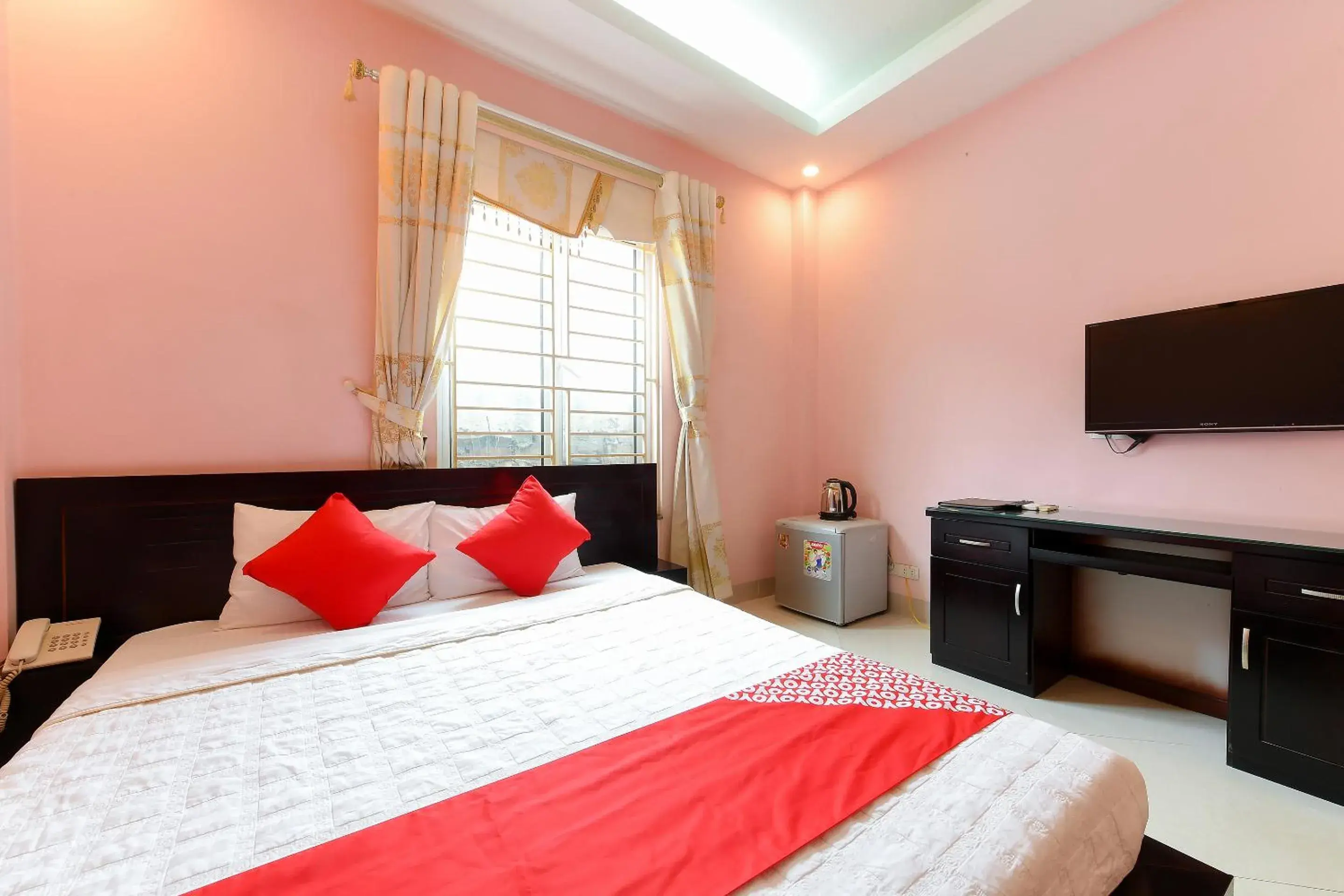 Bedroom, Bed in TITANIC HOTEL Bedroom, Bed in TITANIC HOTEL