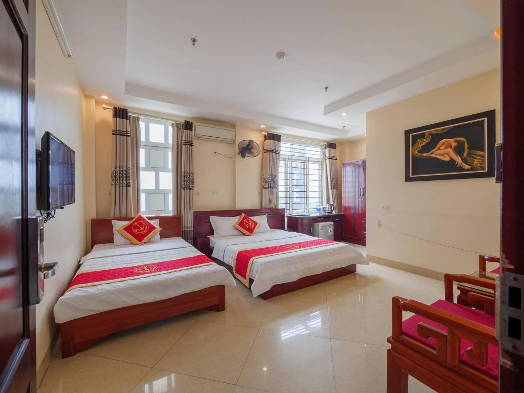 Bedroom, Bed in TITANIC HOTEL