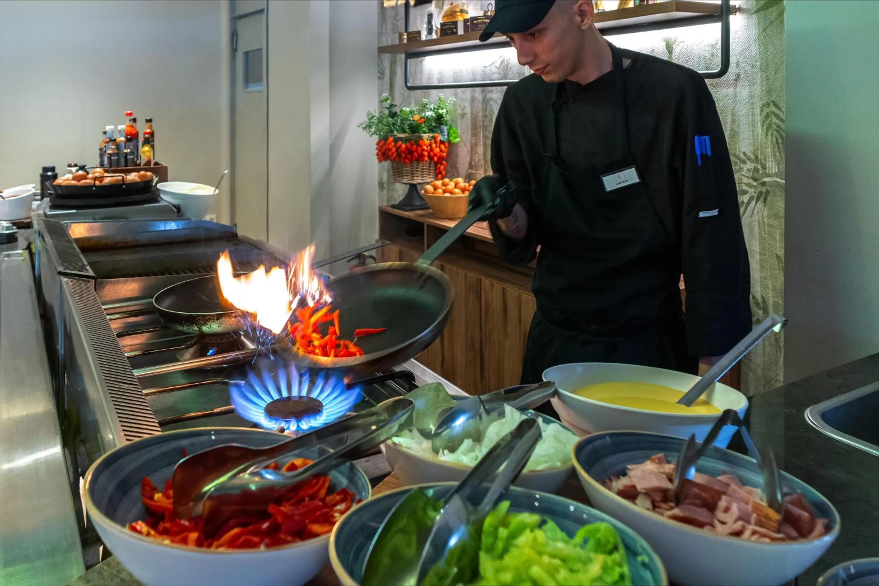 Restaurant/places to eat in Ammon Zeus Luxury Beach Hotel