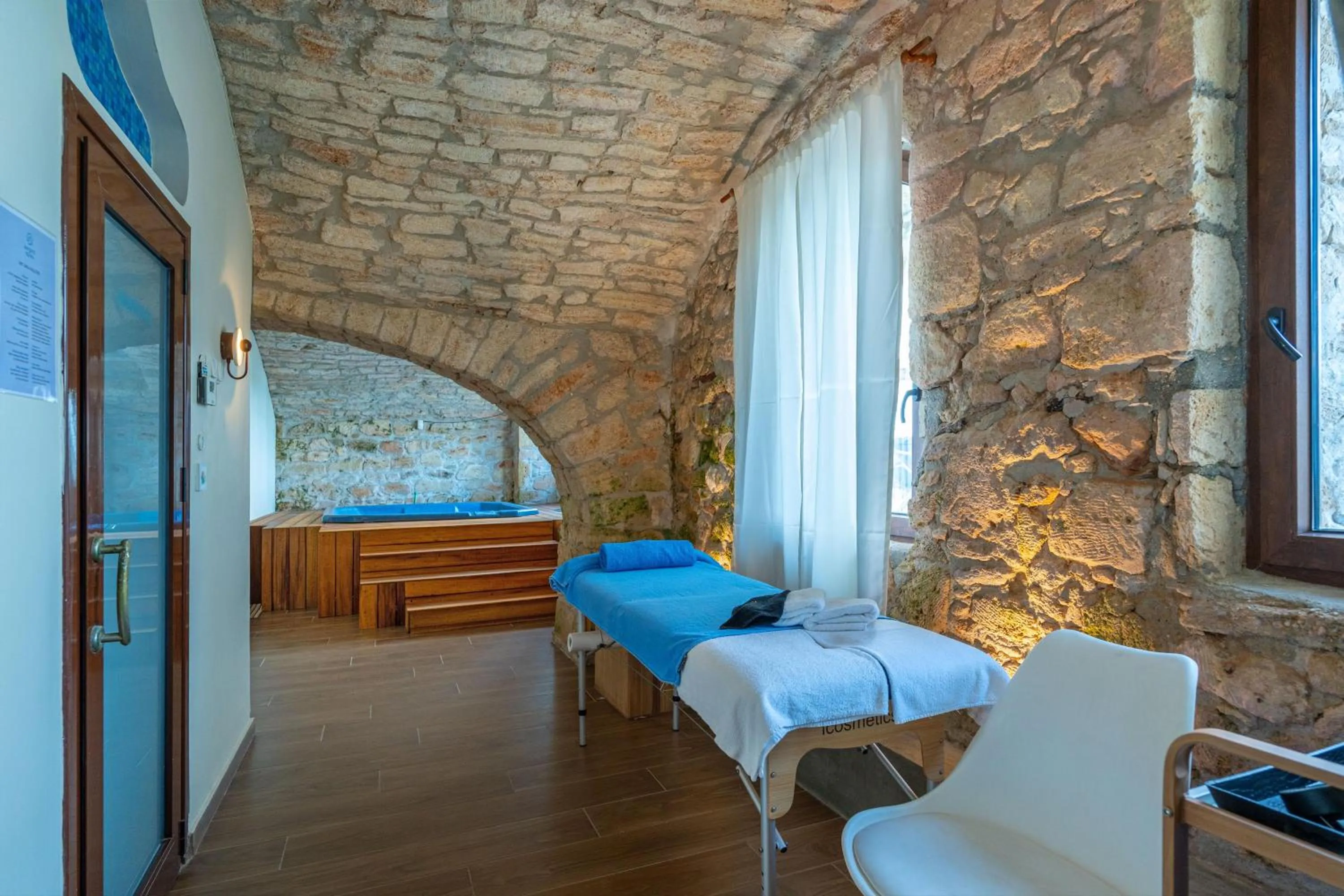 Spa and wellness centre/facilities, Bed in Ammon Zeus Luxury Beach Hotel